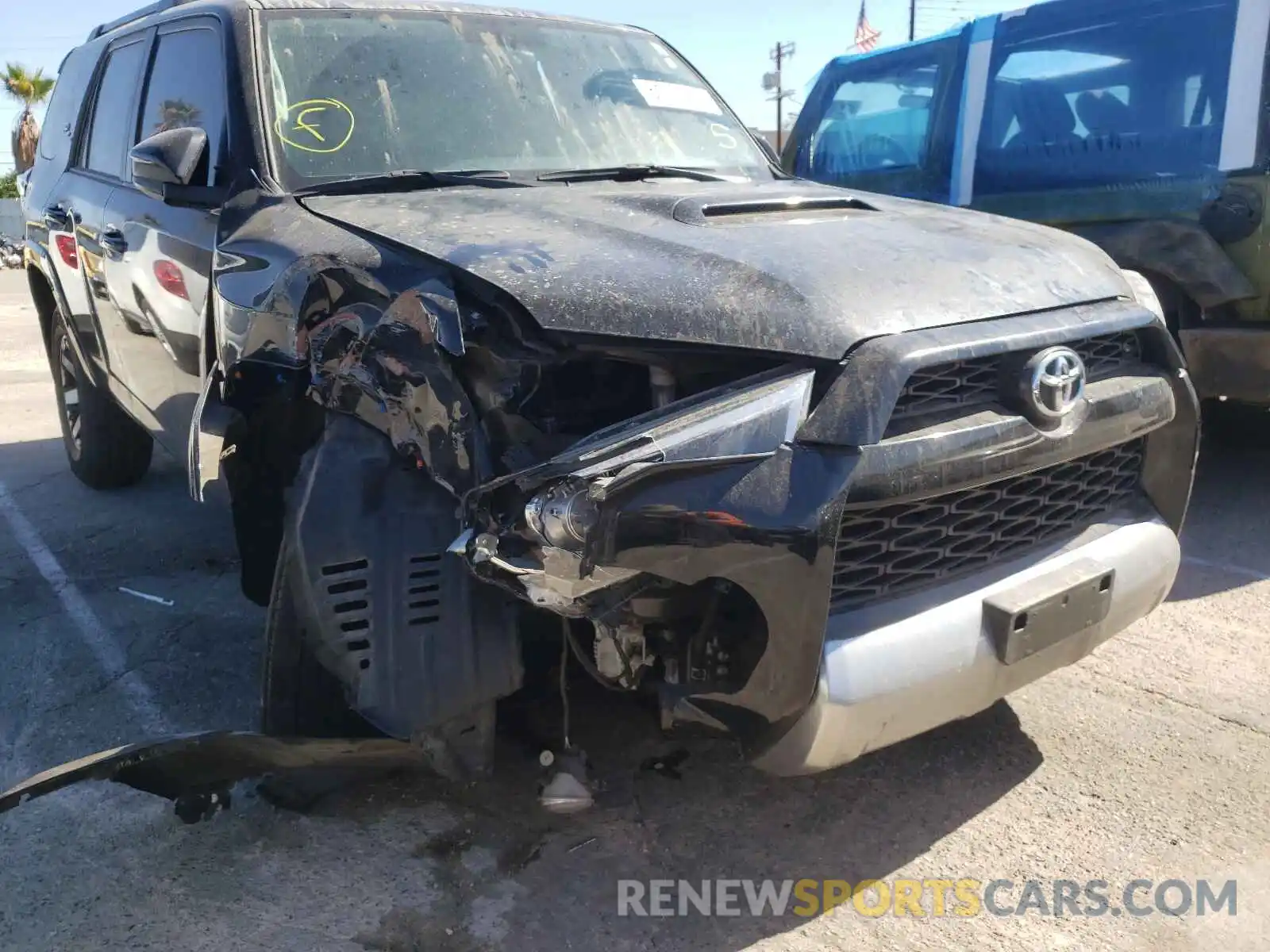 9 Photograph of a damaged car JTEBU5JR9K5650843 TOYOTA 4RUNNER 2019