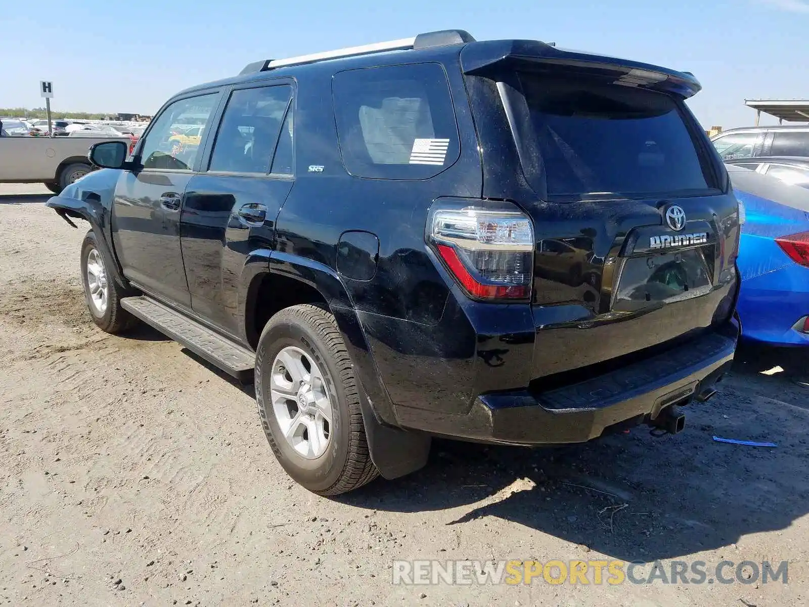 3 Фотография поврежденного автомобиля JTEBU5JR9K5650888 TOYOTA 4RUNNER 2019