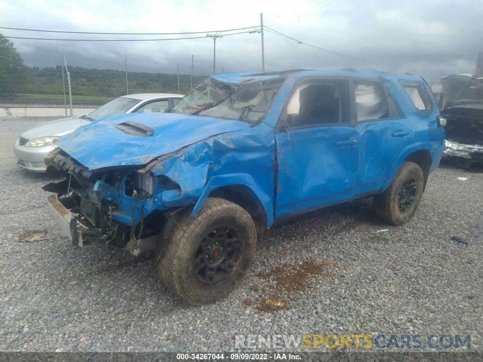 2 Photograph of a damaged car JTEBU5JR9K5650910 TOYOTA 4RUNNER 2019