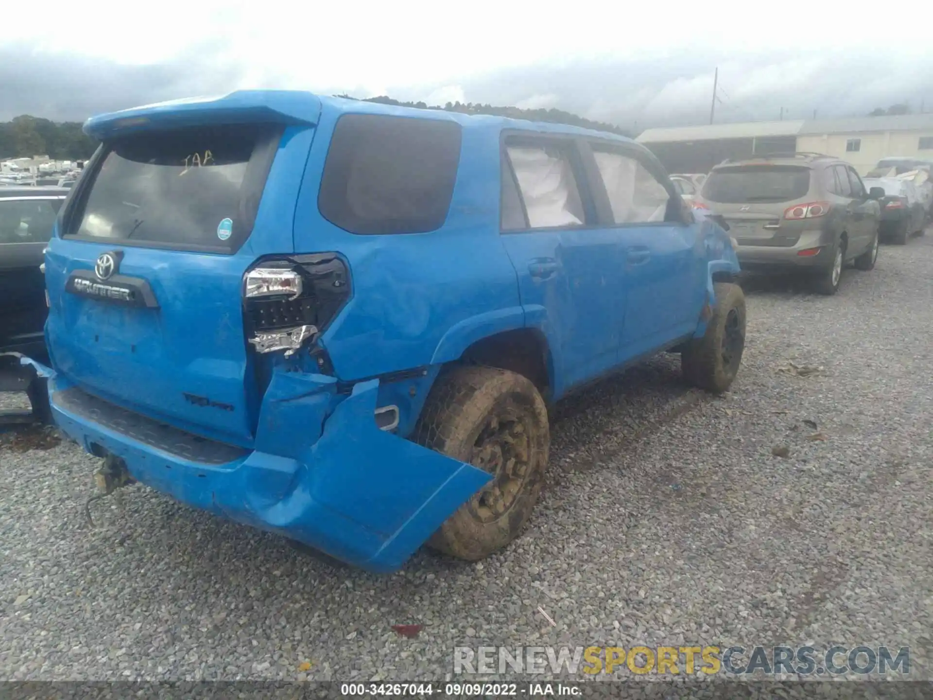 4 Photograph of a damaged car JTEBU5JR9K5650910 TOYOTA 4RUNNER 2019