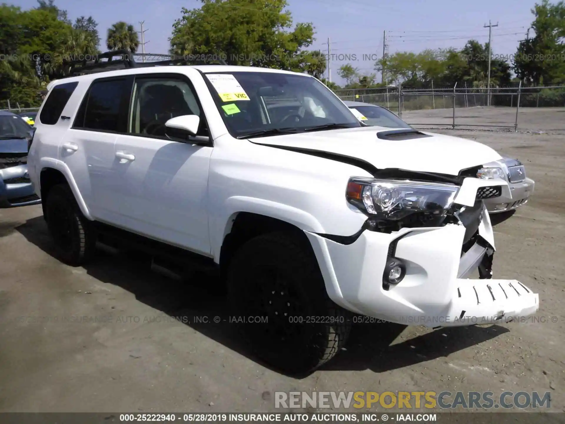 1 Photograph of a damaged car JTEBU5JR9K5656660 TOYOTA 4RUNNER 2019