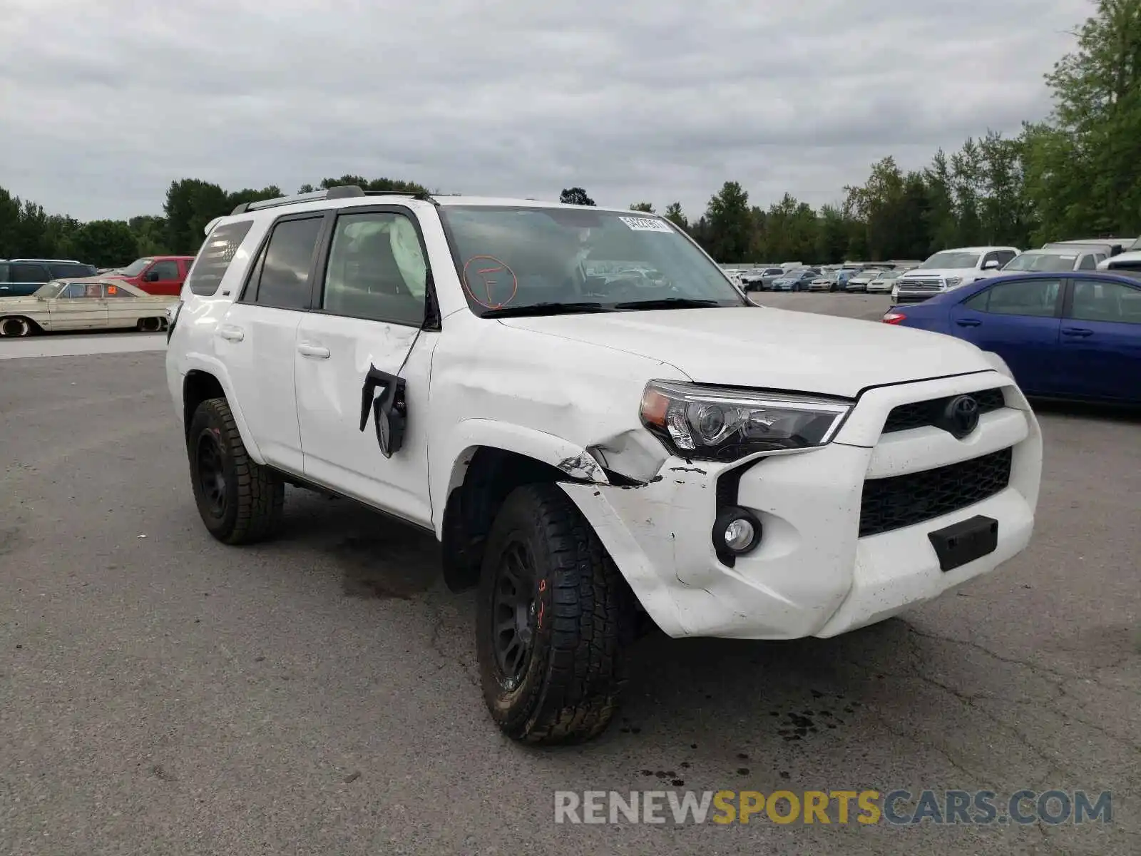 1 Photograph of a damaged car JTEBU5JR9K5657467 TOYOTA 4RUNNER 2019