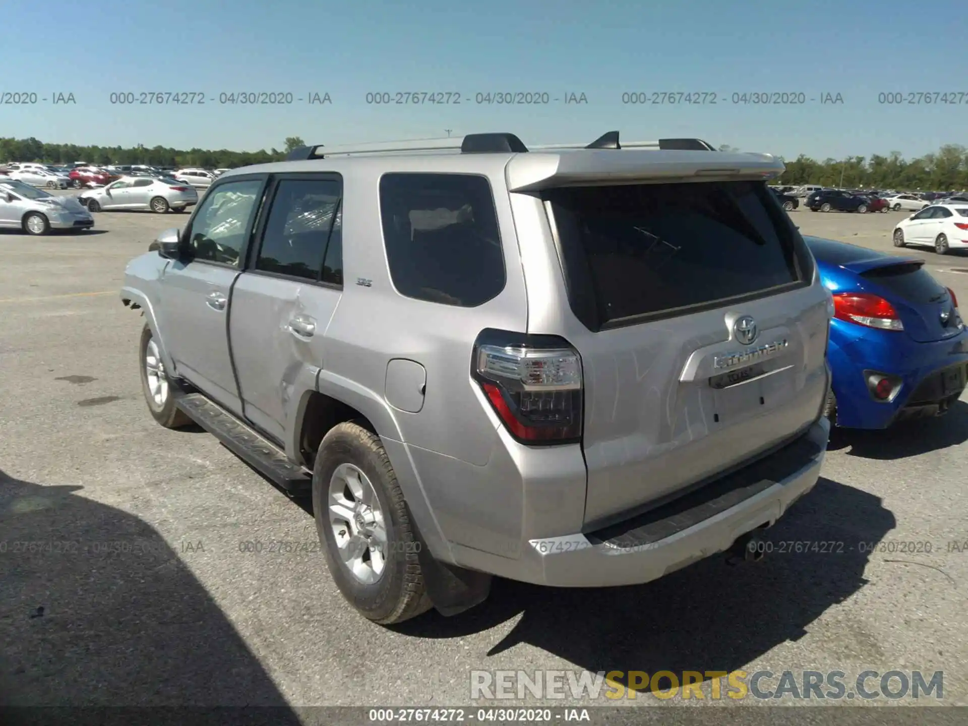 3 Фотография поврежденного автомобиля JTEBU5JR9K5660871 TOYOTA 4RUNNER 2019