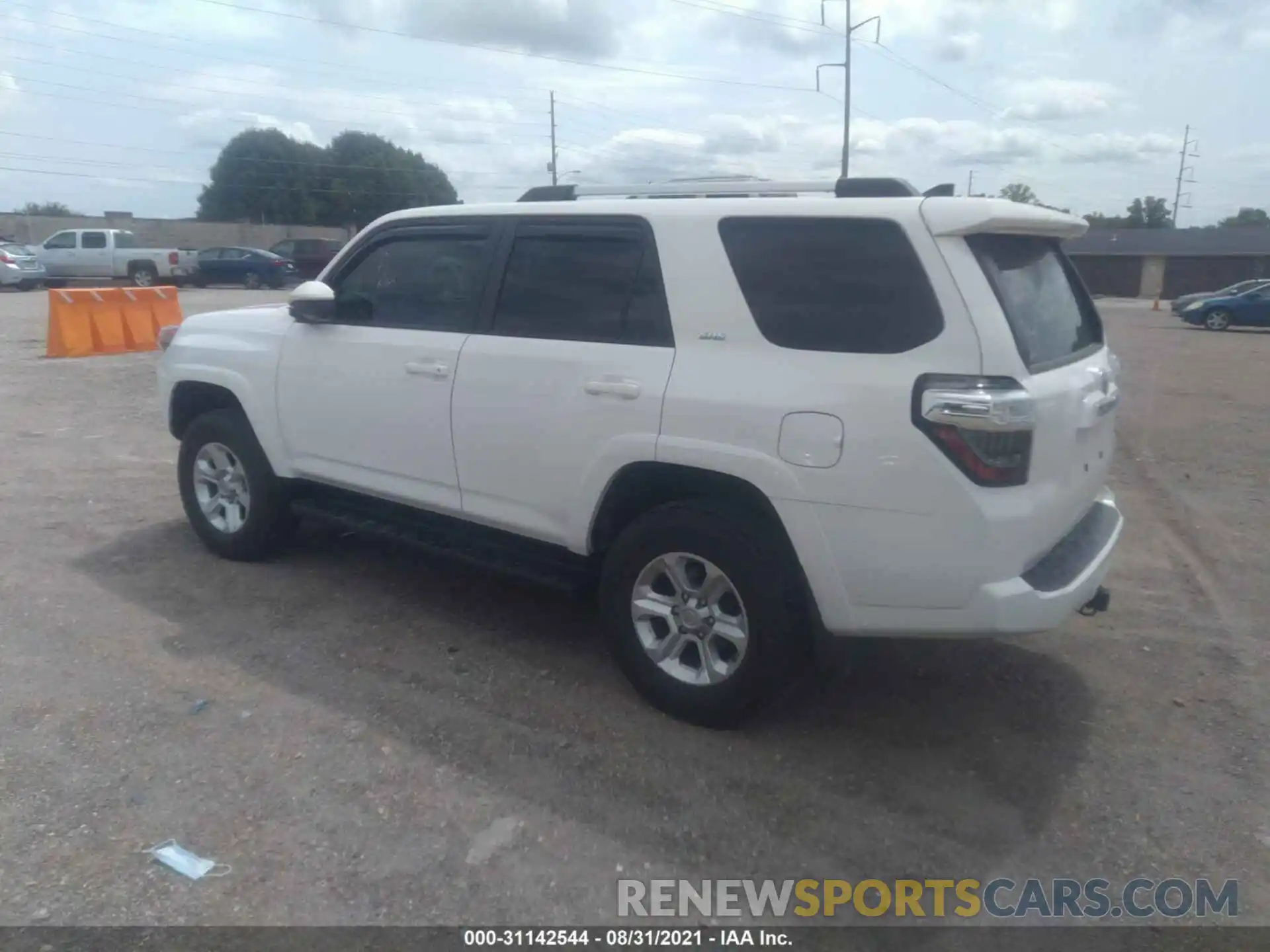 3 Photograph of a damaged car JTEBU5JR9K5663348 TOYOTA 4RUNNER 2019