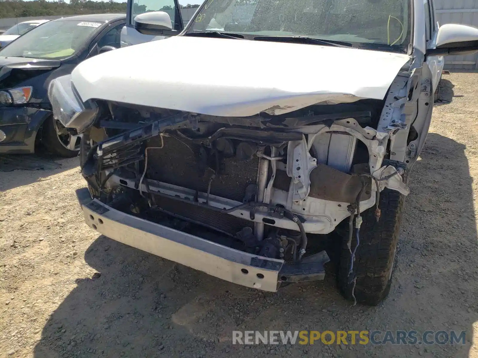 9 Photograph of a damaged car JTEBU5JR9K5664516 TOYOTA 4RUNNER 2019