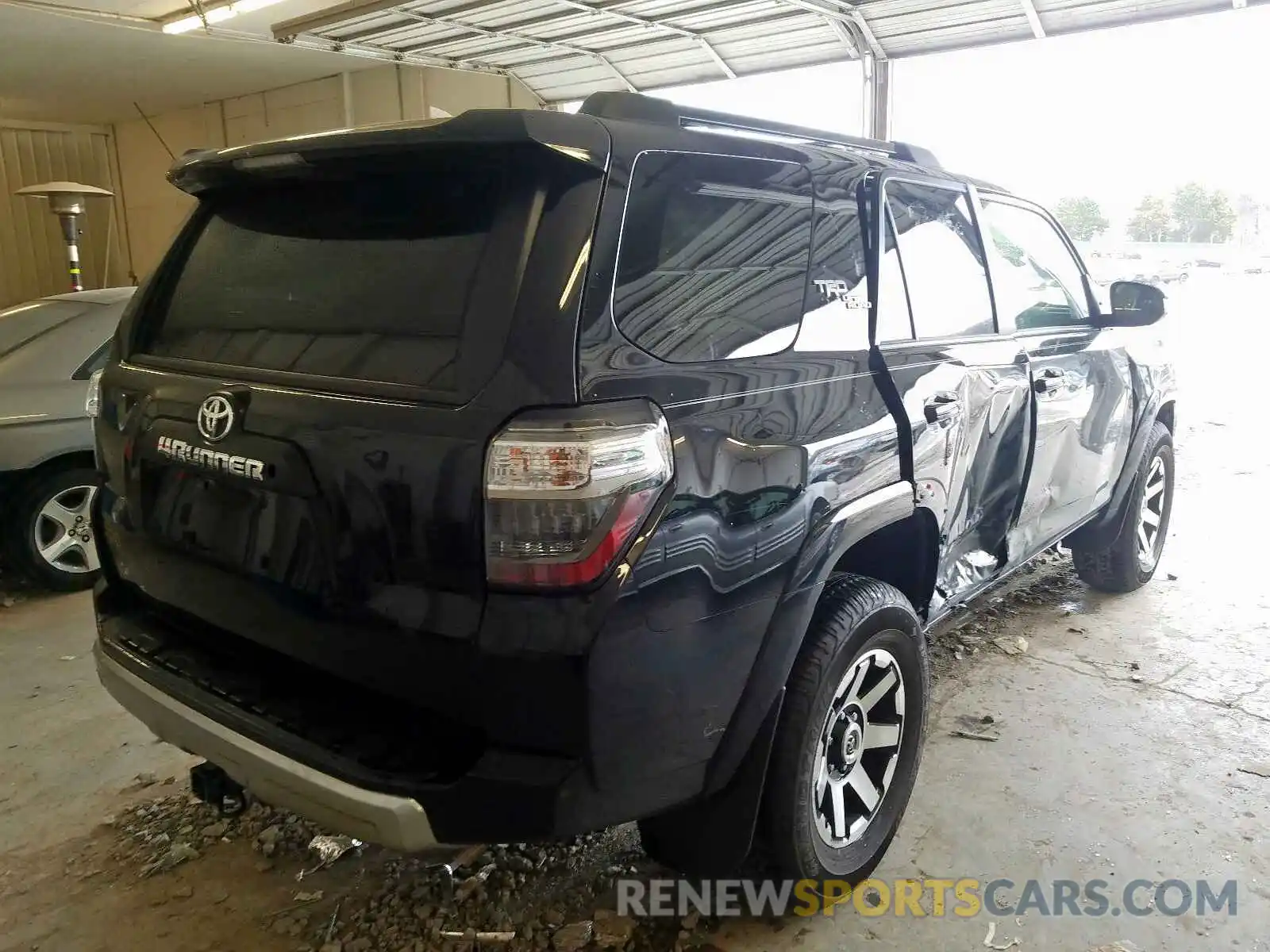 4 Фотография поврежденного автомобиля JTEBU5JR9K5664984 TOYOTA 4RUNNER 2019