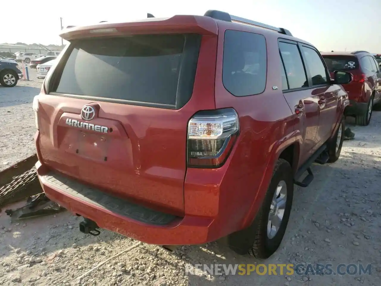 4 Photograph of a damaged car JTEBU5JR9K5667223 TOYOTA 4RUNNER 2019