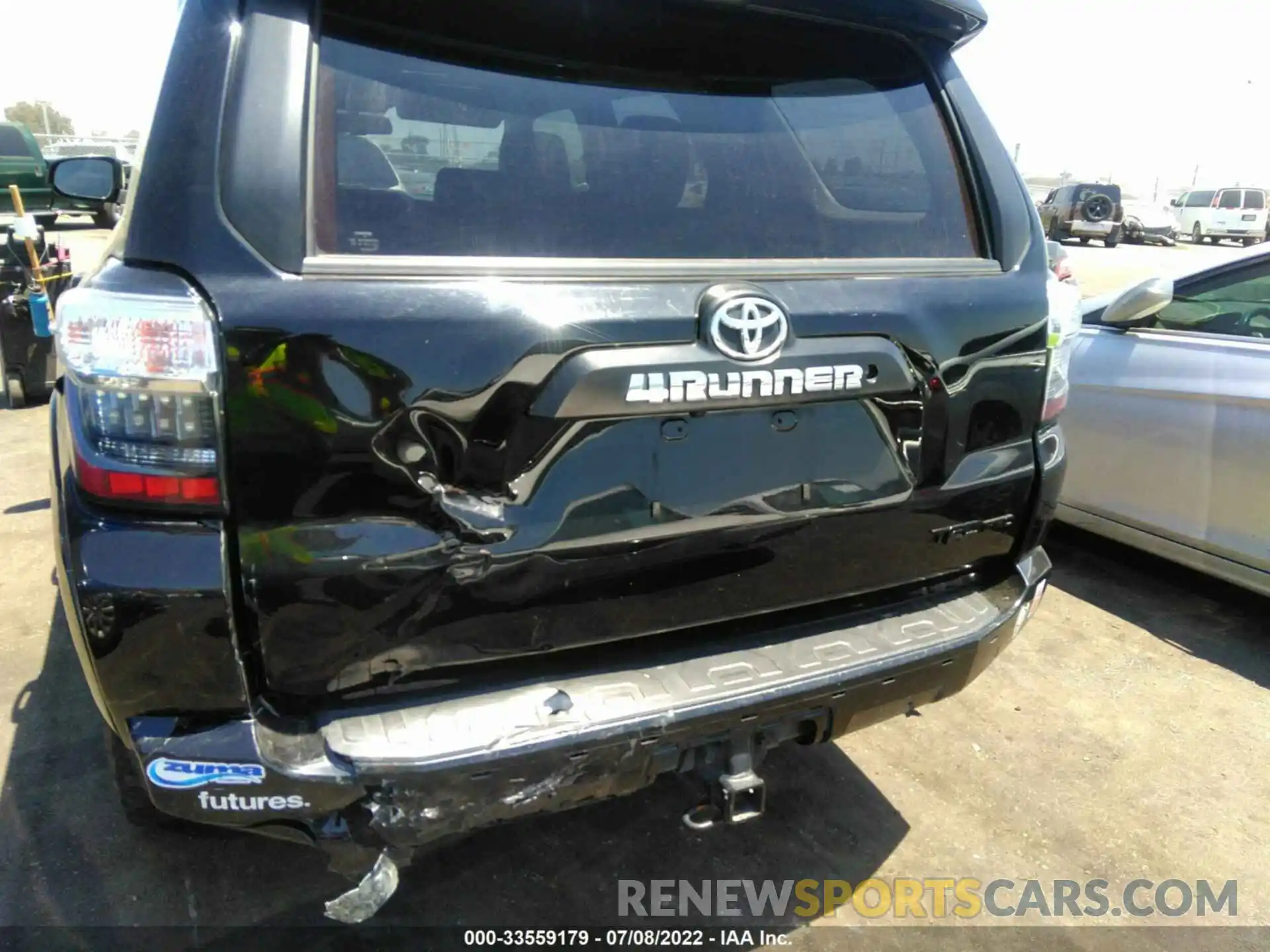 12 Photograph of a damaged car JTEBU5JR9K5668372 TOYOTA 4RUNNER 2019