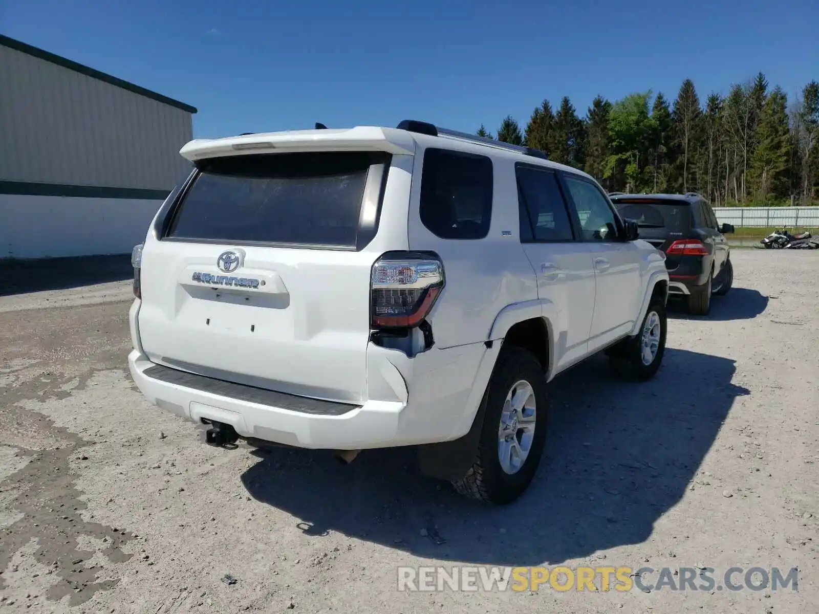 4 Фотография поврежденного автомобиля JTEBU5JR9K5671952 TOYOTA 4RUNNER 2019