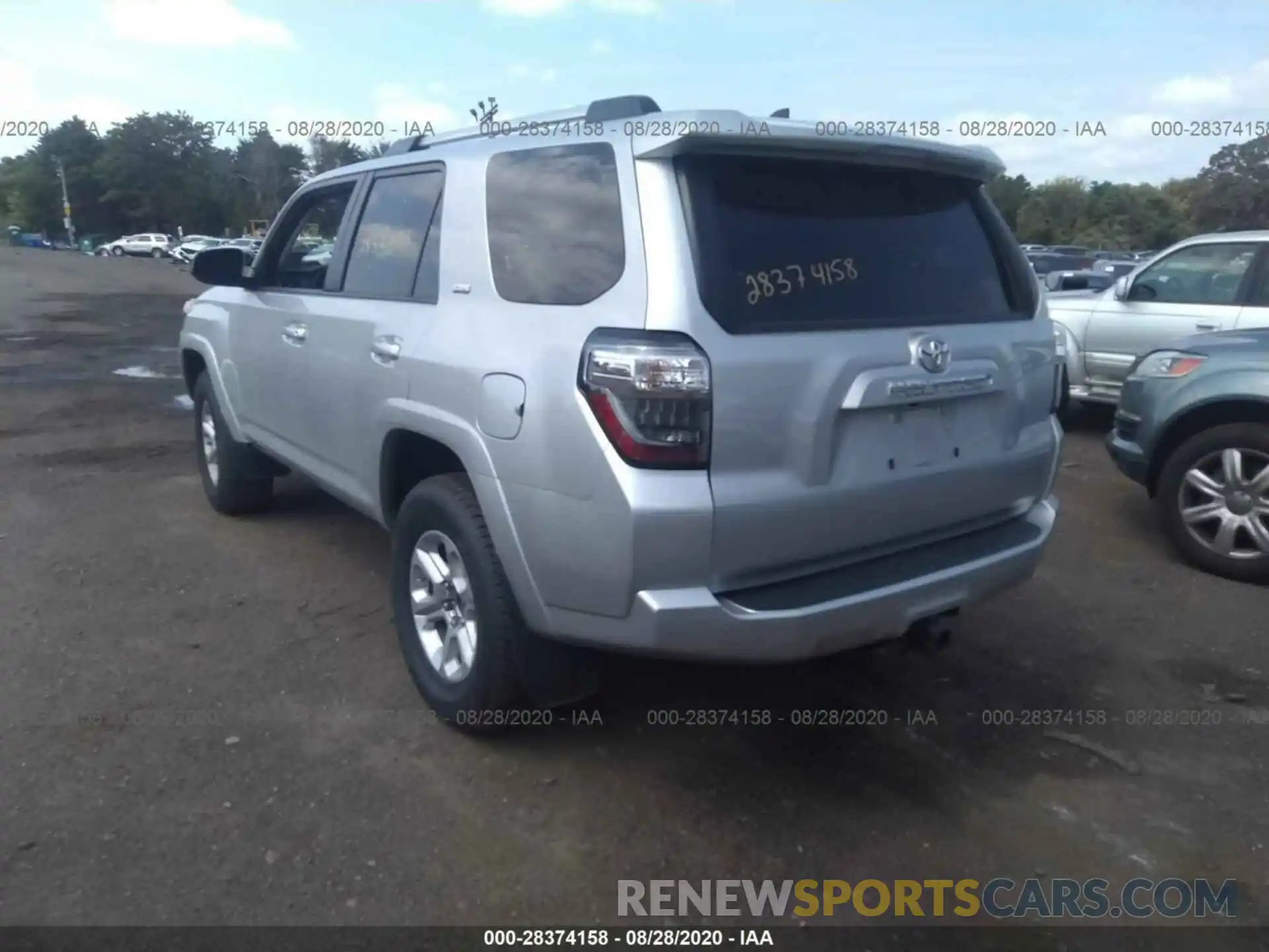 3 Photograph of a damaged car JTEBU5JR9K5672180 TOYOTA 4RUNNER 2019