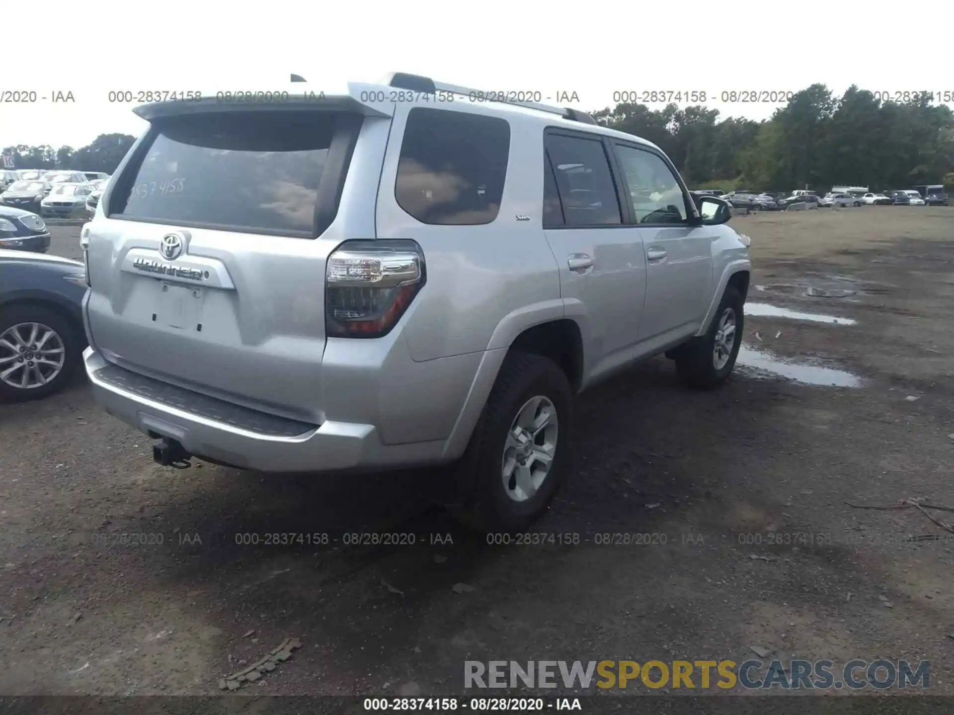 4 Фотография поврежденного автомобиля JTEBU5JR9K5672180 TOYOTA 4RUNNER 2019