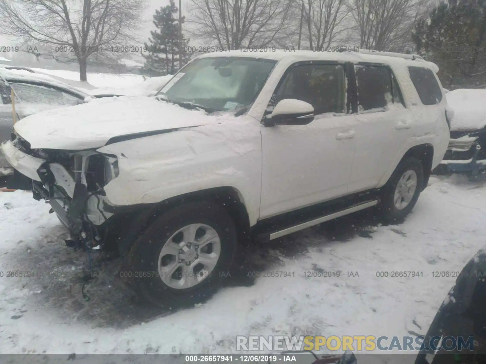 2 Photograph of a damaged car JTEBU5JR9K5672986 TOYOTA 4RUNNER 2019