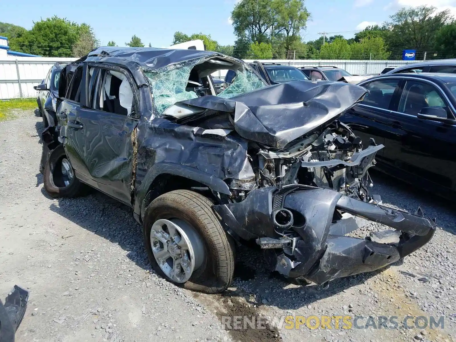 1 Photograph of a damaged car JTEBU5JR9K5673104 TOYOTA 4RUNNER 2019