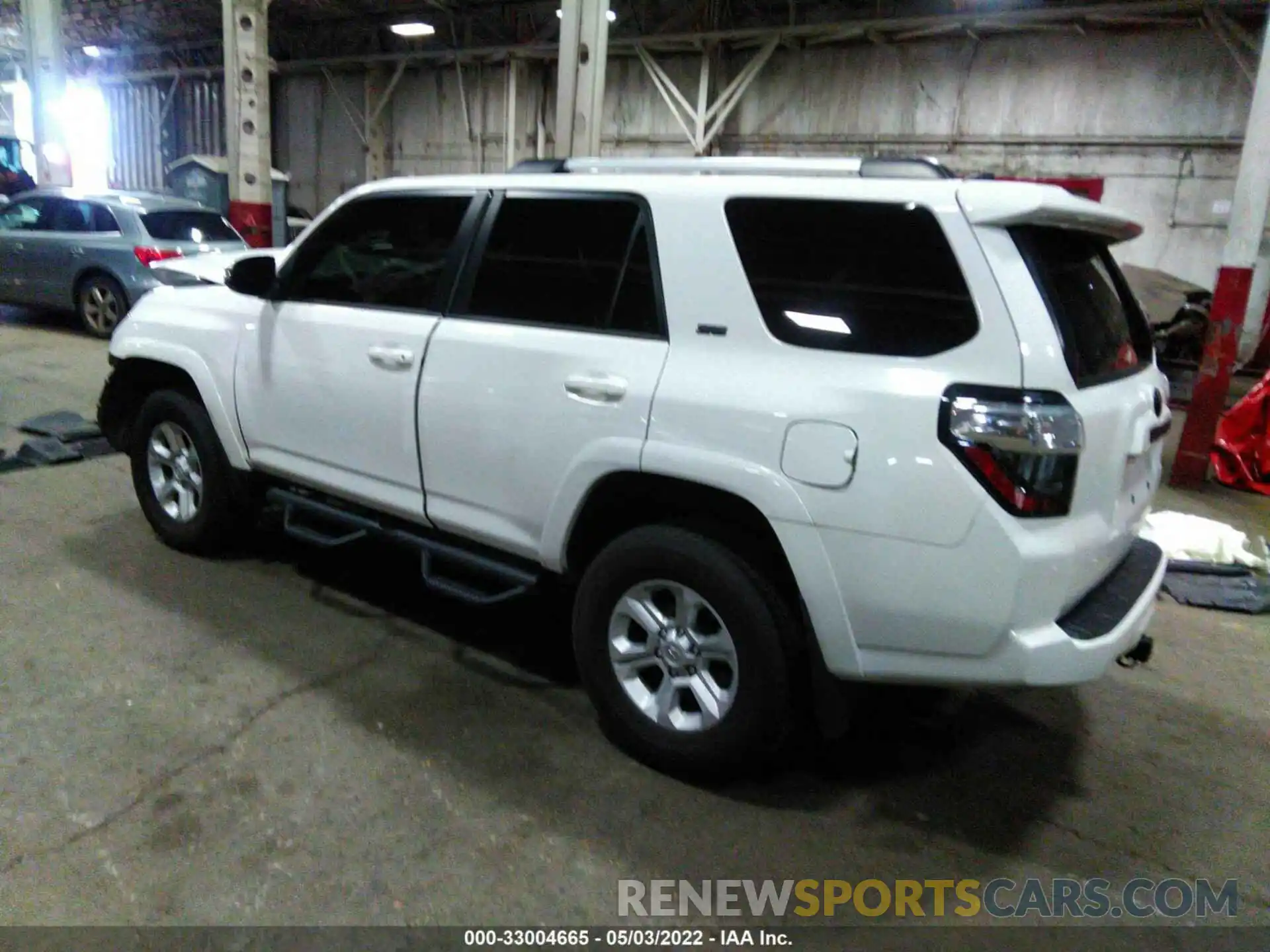 3 Фотография поврежденного автомобиля JTEBU5JR9K5673300 TOYOTA 4RUNNER 2019