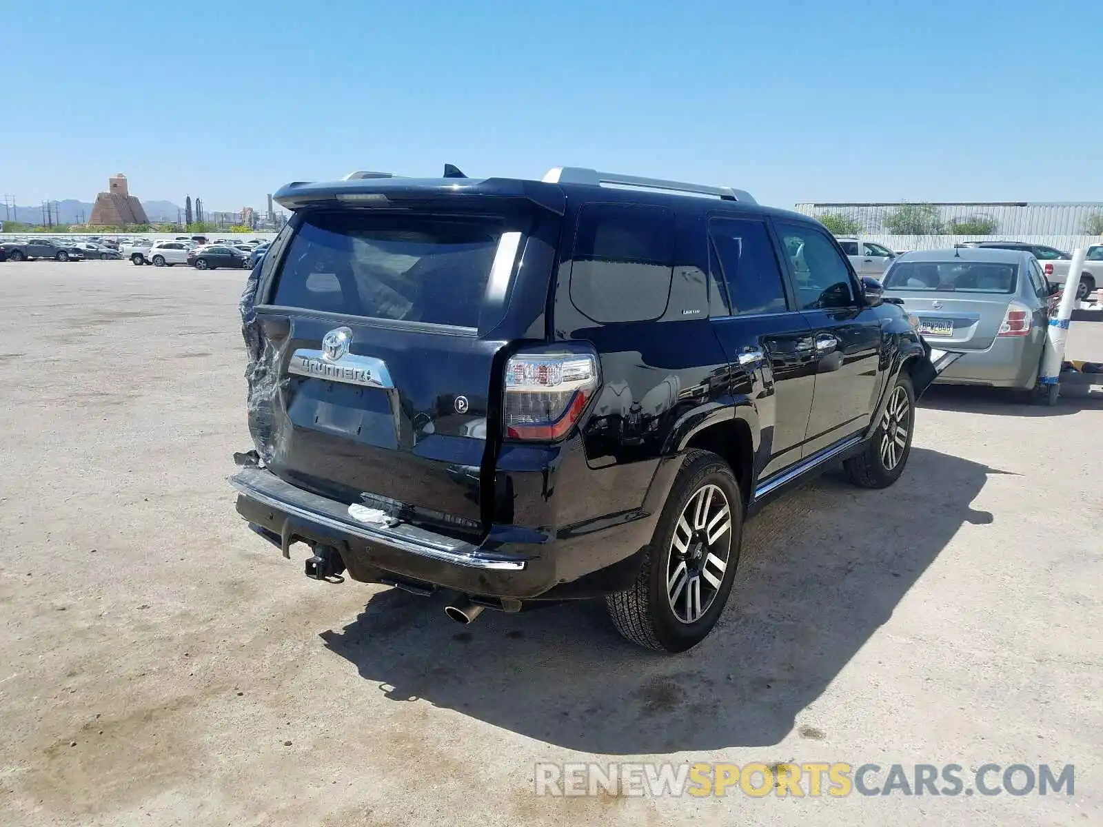 4 Фотография поврежденного автомобиля JTEBU5JR9K5674656 TOYOTA 4RUNNER 2019