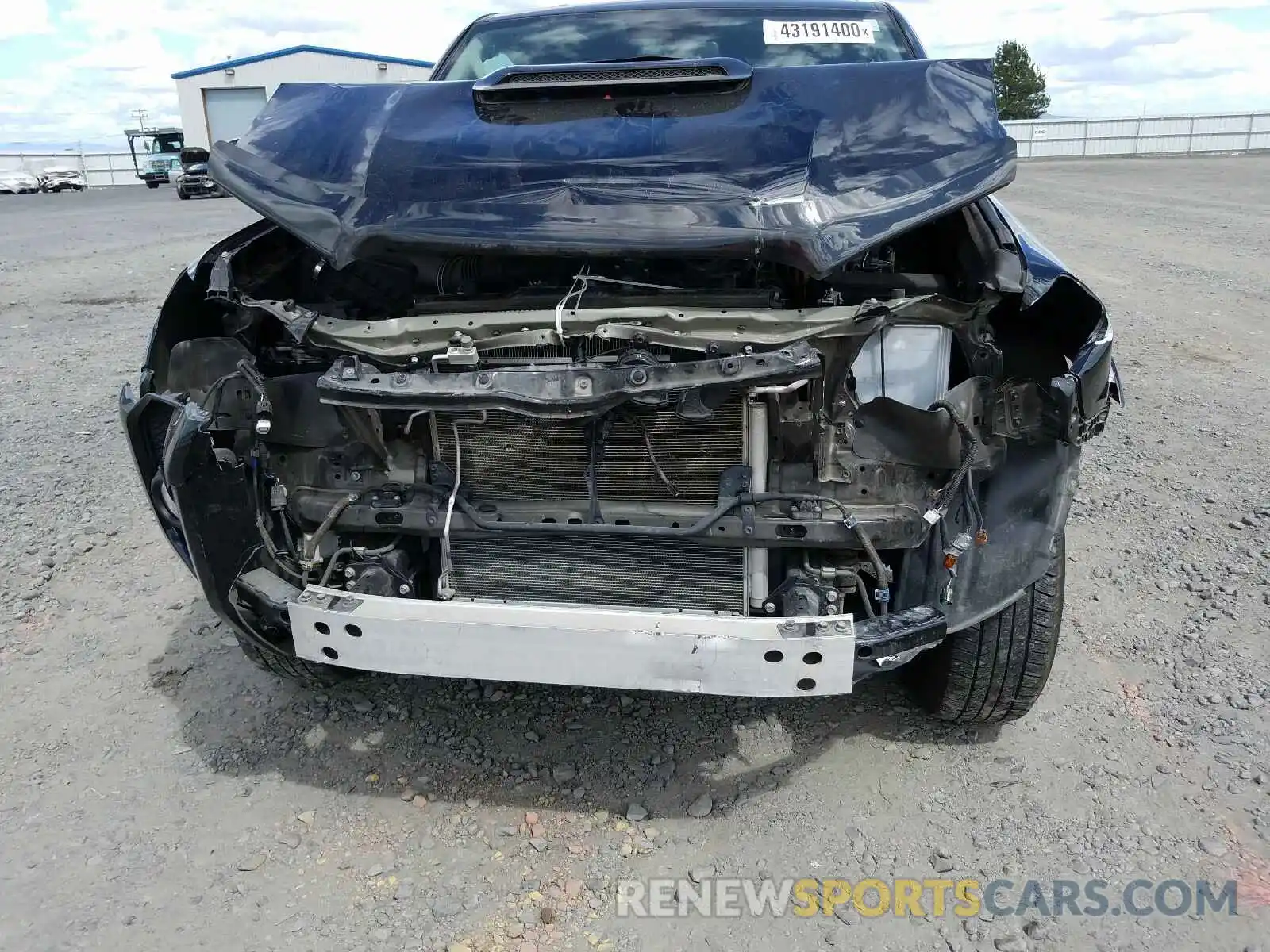 9 Photograph of a damaged car JTEBU5JR9K5675659 TOYOTA 4RUNNER 2019