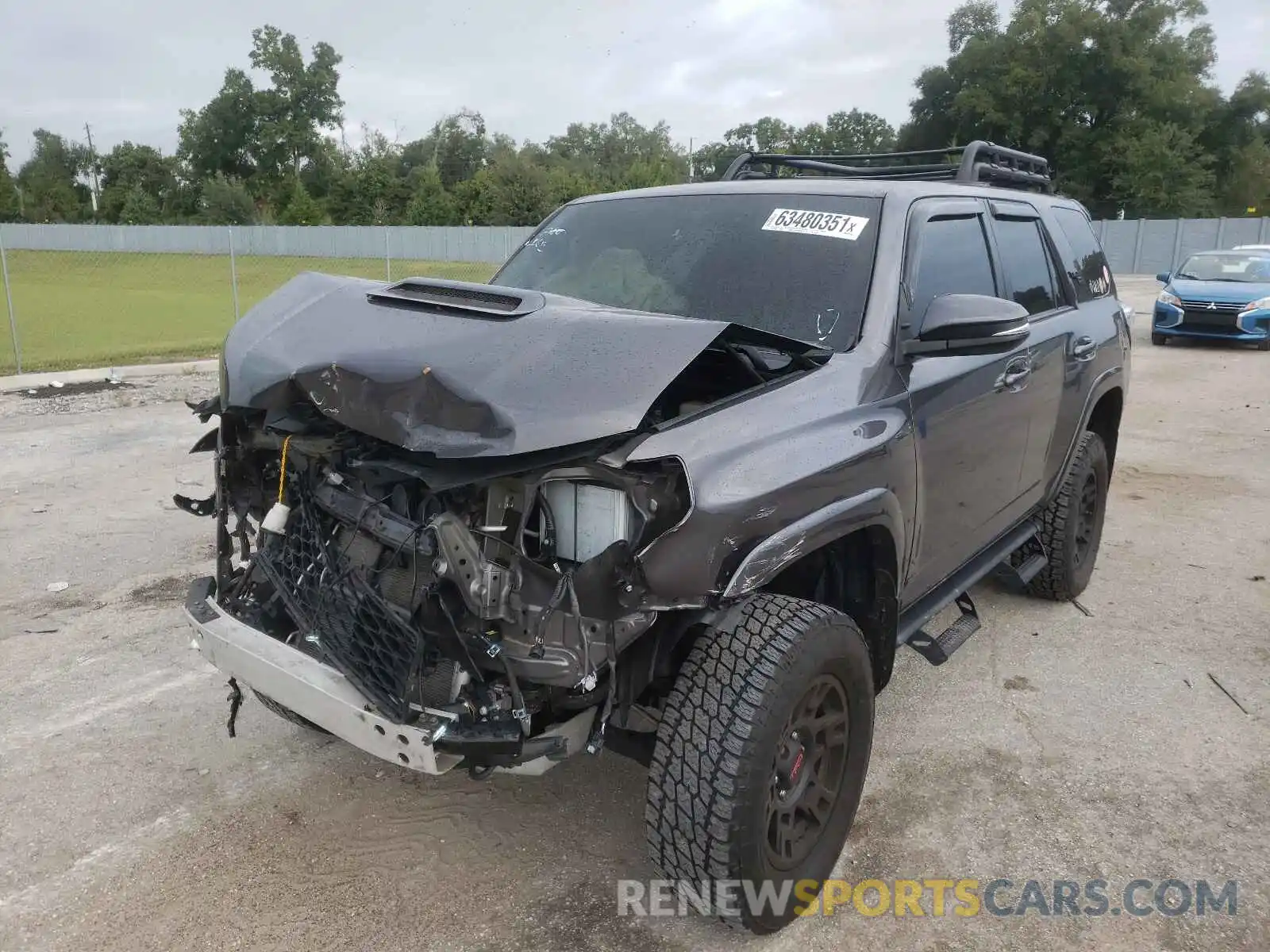 2 Photograph of a damaged car JTEBU5JR9K5678285 TOYOTA 4RUNNER 2019