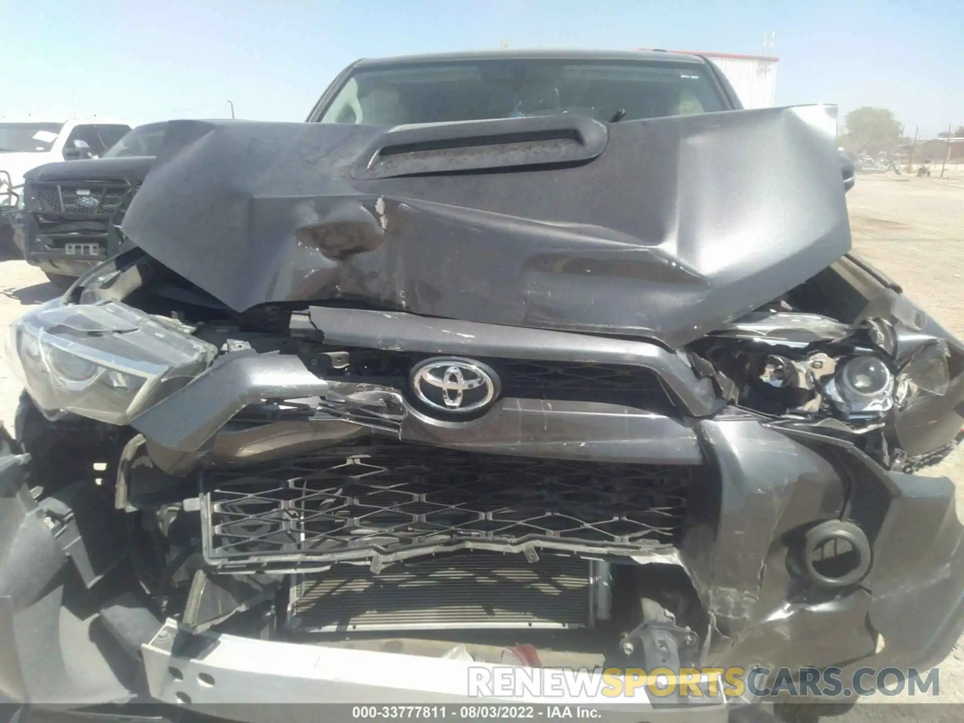 10 Photograph of a damaged car JTEBU5JR9K5680215 TOYOTA 4RUNNER 2019