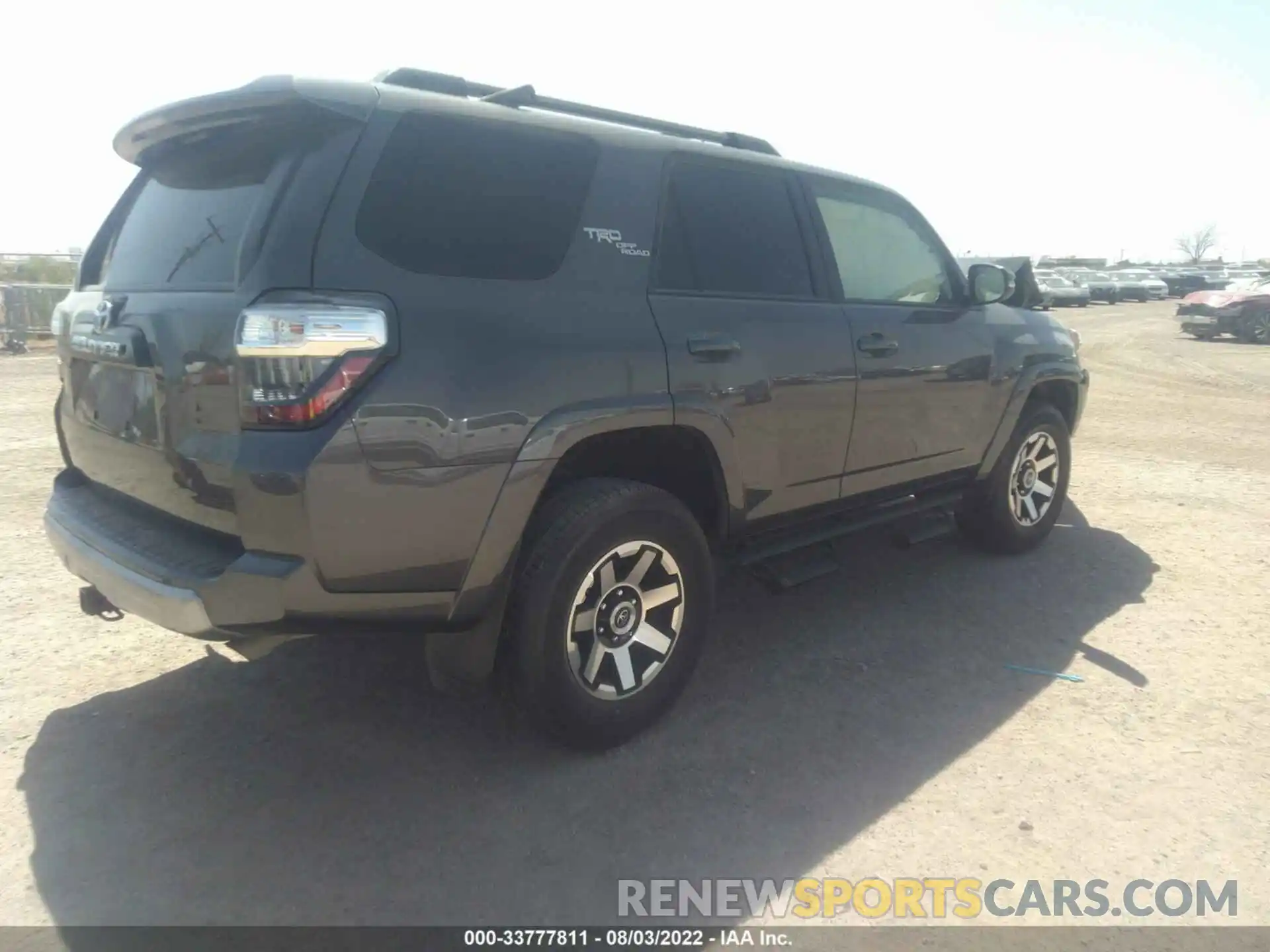 4 Photograph of a damaged car JTEBU5JR9K5680215 TOYOTA 4RUNNER 2019