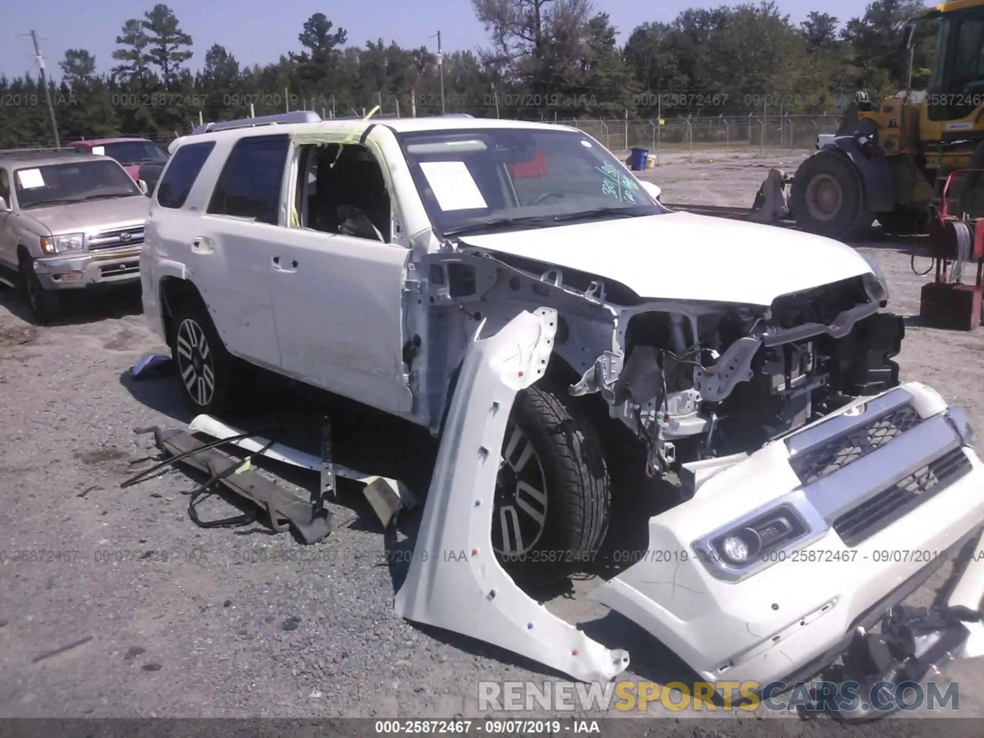 1 Photograph of a damaged car JTEBU5JR9K5680473 TOYOTA 4RUNNER 2019