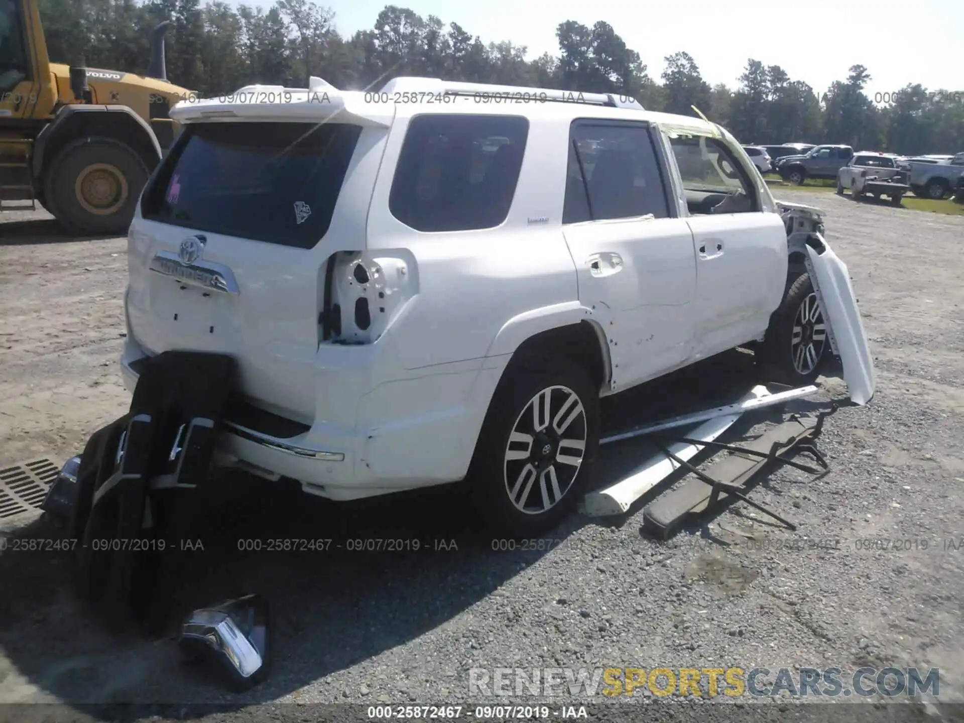 4 Photograph of a damaged car JTEBU5JR9K5680473 TOYOTA 4RUNNER 2019