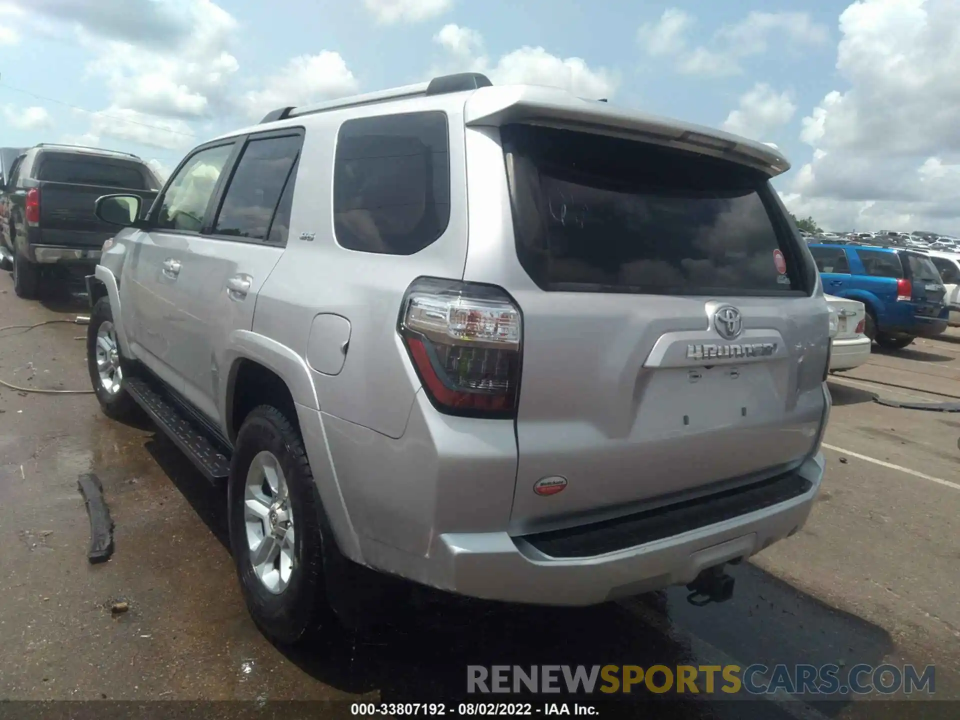 3 Photograph of a damaged car JTEBU5JR9K5680733 TOYOTA 4RUNNER 2019