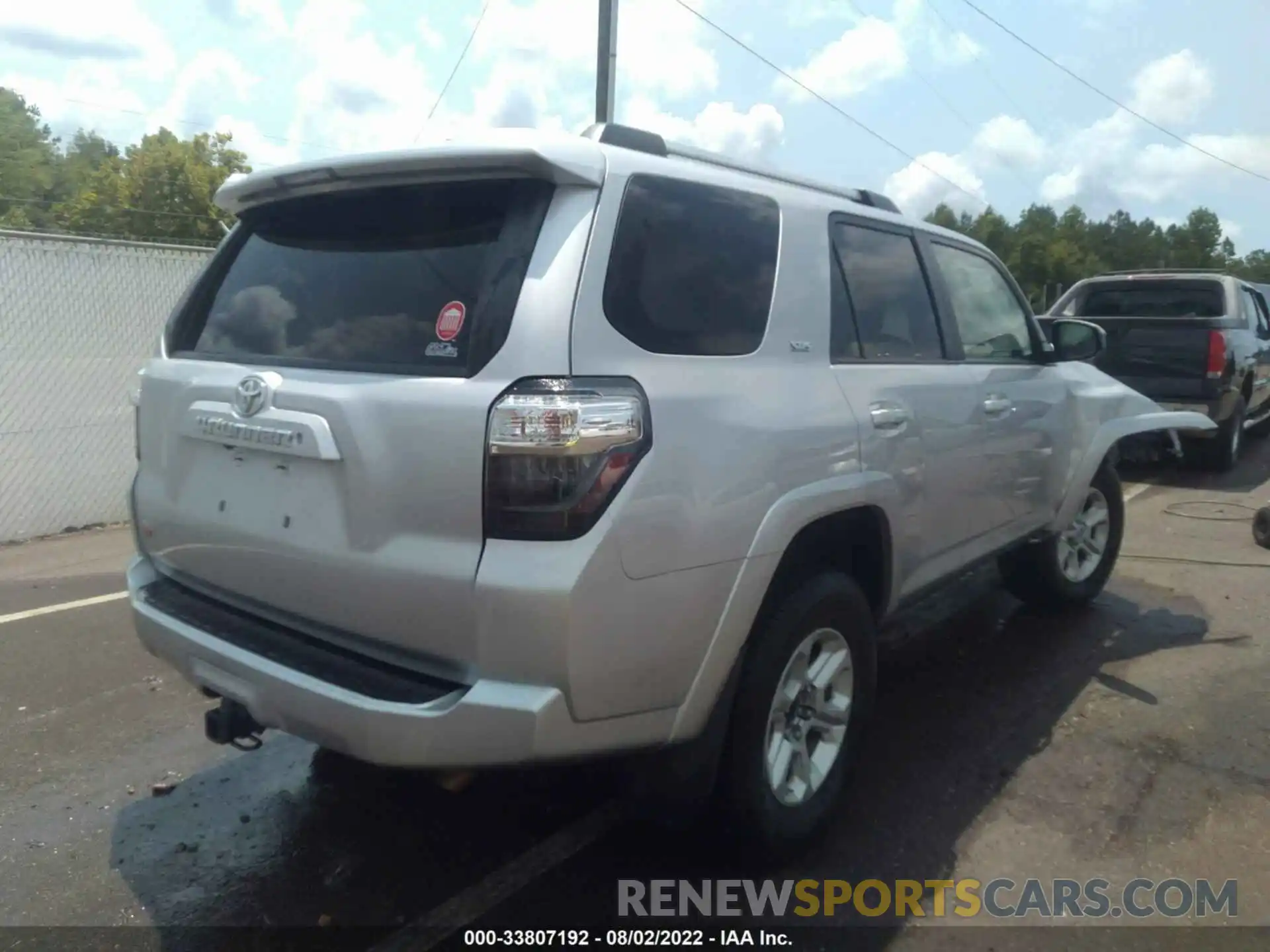 4 Photograph of a damaged car JTEBU5JR9K5680733 TOYOTA 4RUNNER 2019