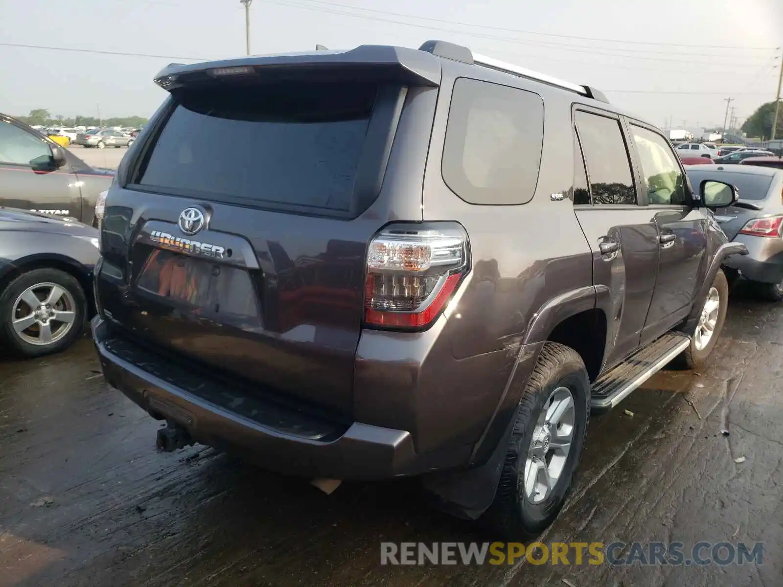 4 Фотография поврежденного автомобиля JTEBU5JR9K5682868 TOYOTA 4RUNNER 2019