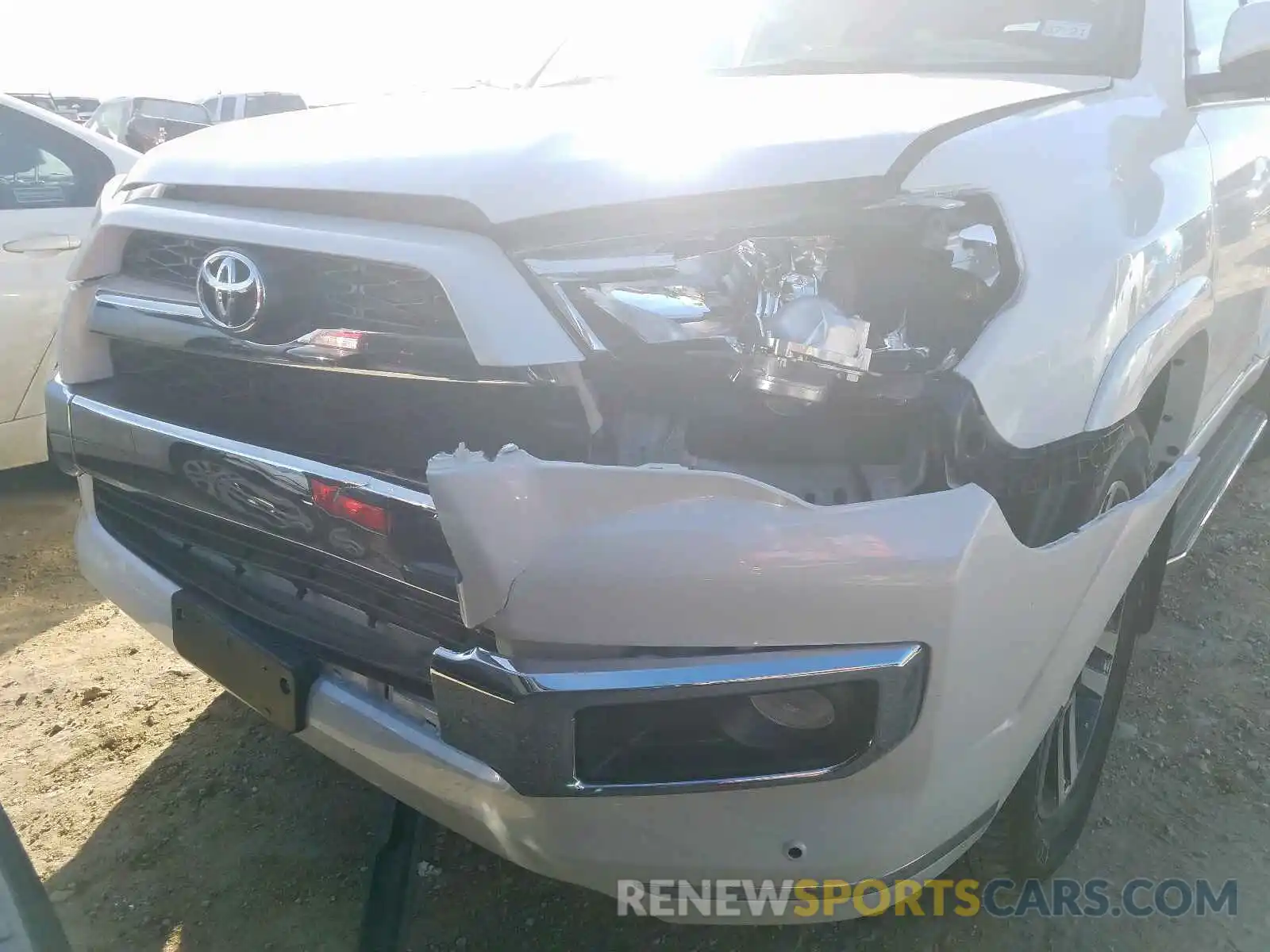 9 Photograph of a damaged car JTEBU5JR9K5684541 TOYOTA 4RUNNER 2019