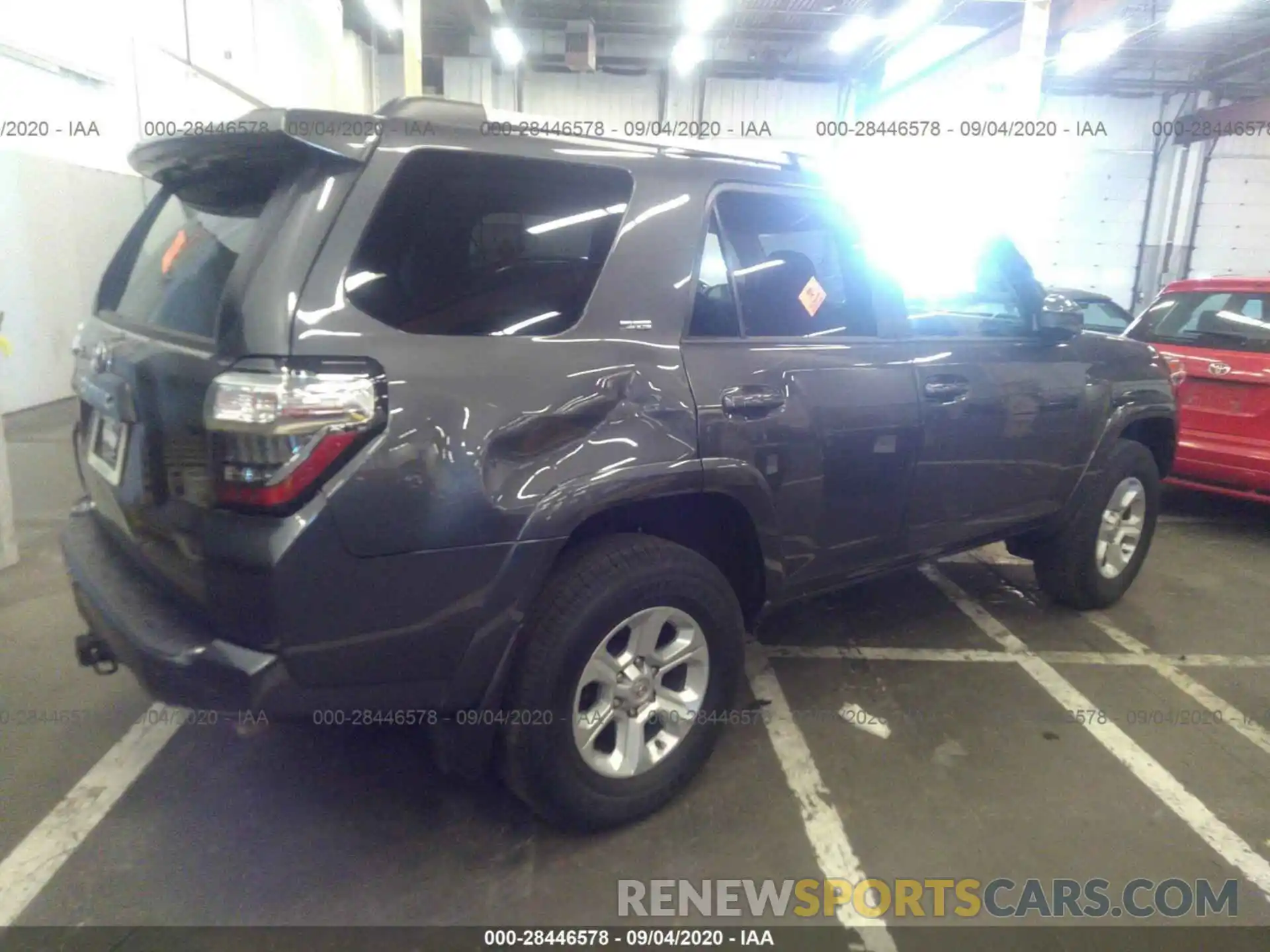 4 Photograph of a damaged car JTEBU5JR9K5685706 TOYOTA 4RUNNER 2019