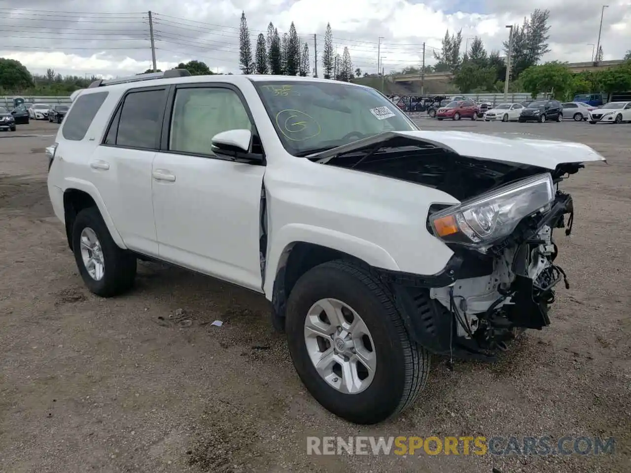 1 Фотография поврежденного автомобиля JTEBU5JR9K5689108 TOYOTA 4RUNNER 2019