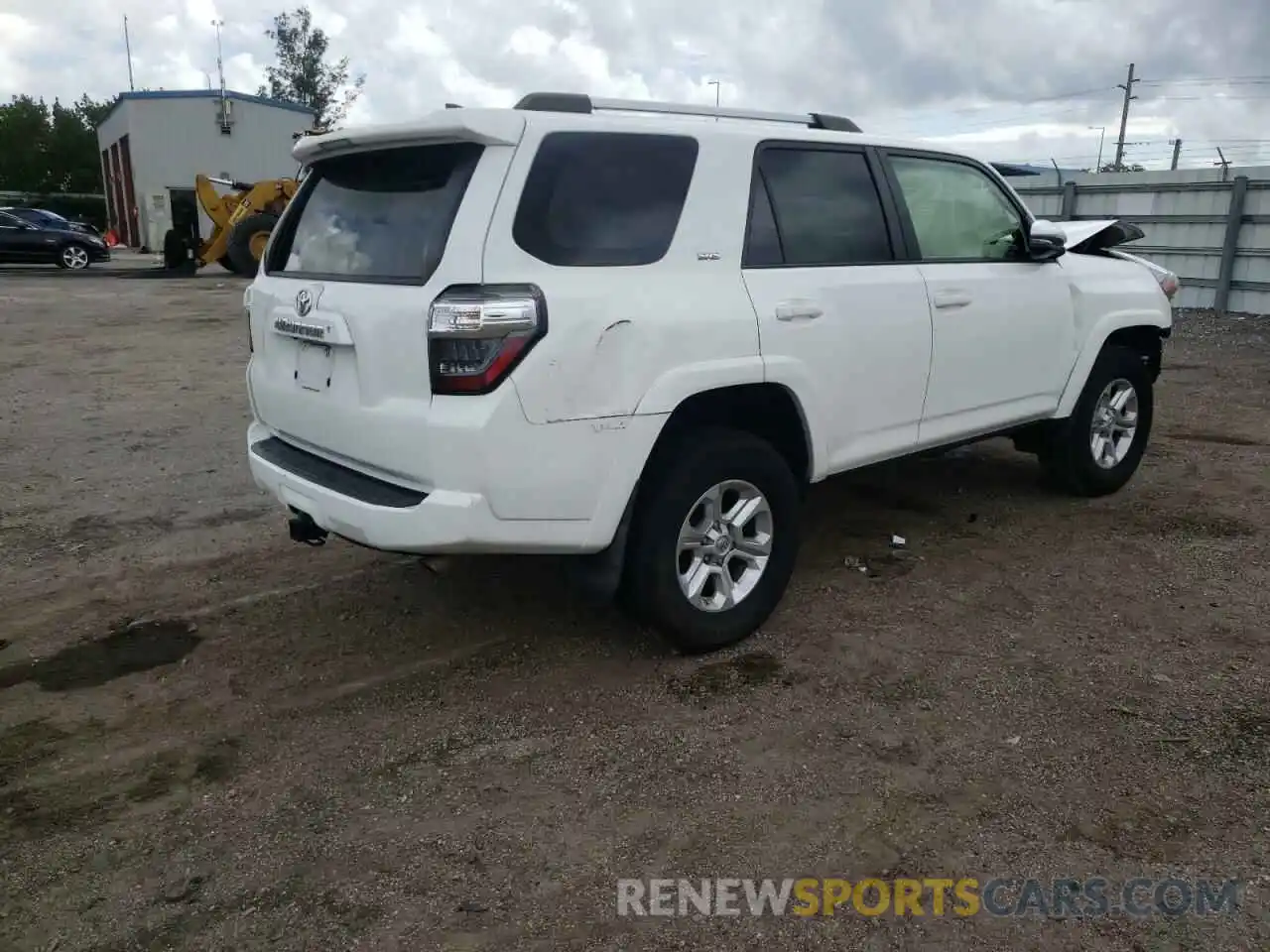 4 Фотография поврежденного автомобиля JTEBU5JR9K5689108 TOYOTA 4RUNNER 2019