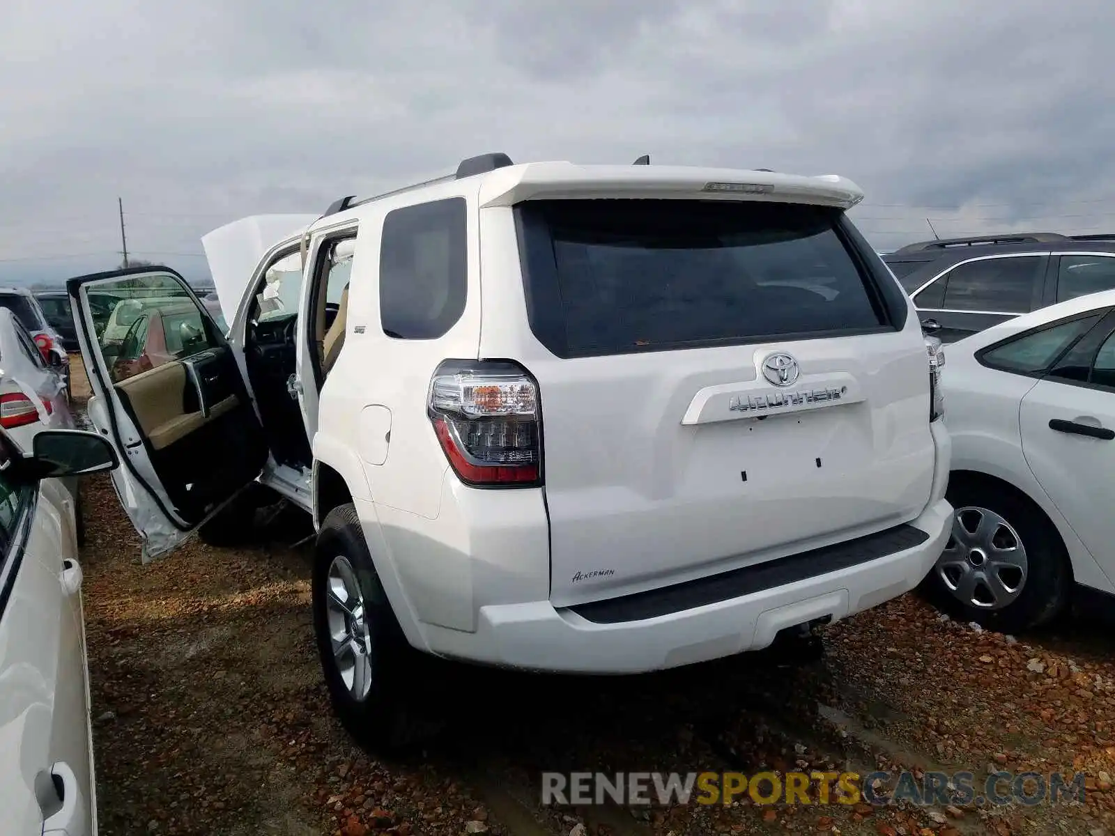 3 Photograph of a damaged car JTEBU5JR9K5689996 TOYOTA 4RUNNER 2019