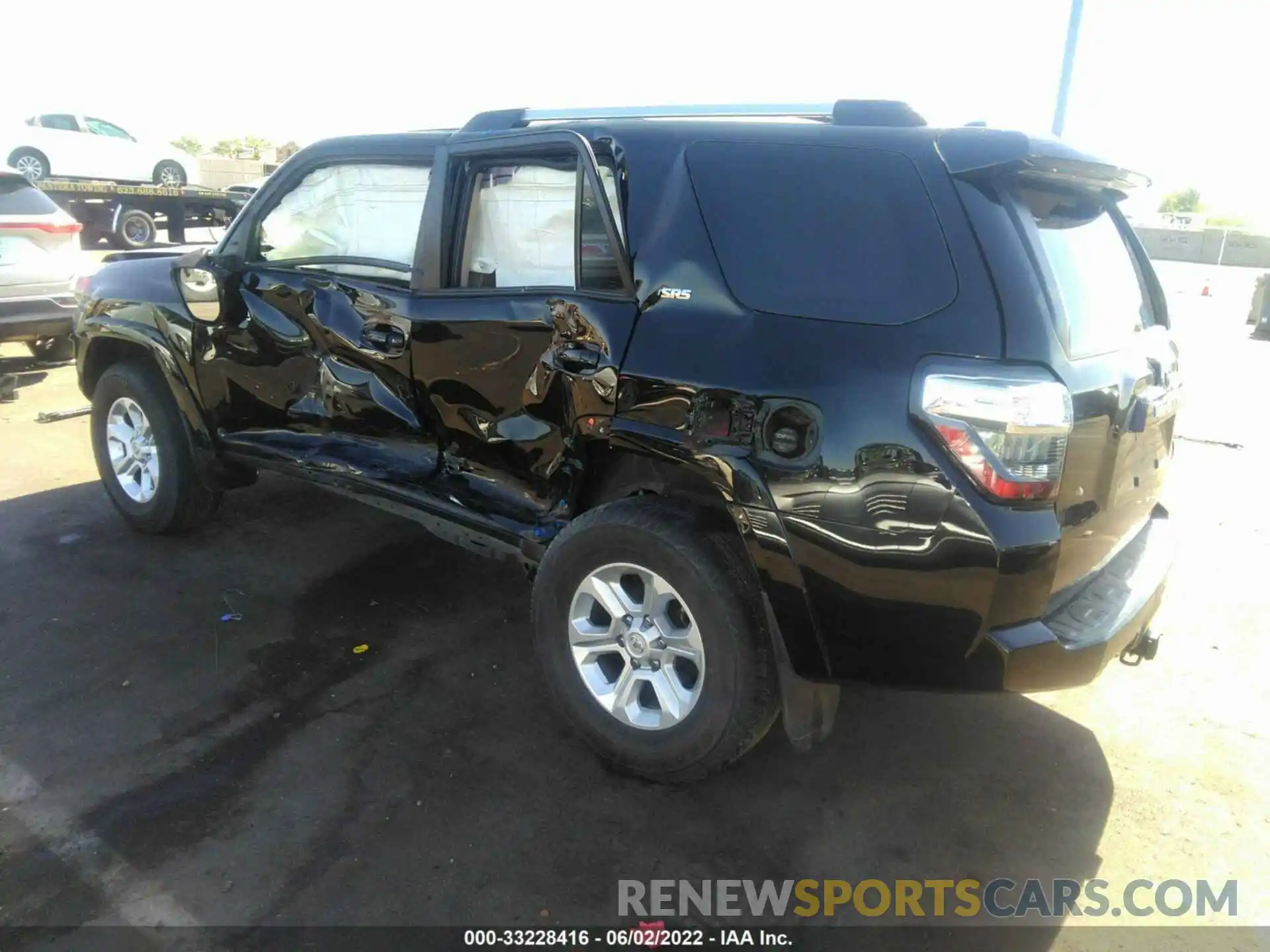 3 Photograph of a damaged car JTEBU5JR9K5697323 TOYOTA 4RUNNER 2019