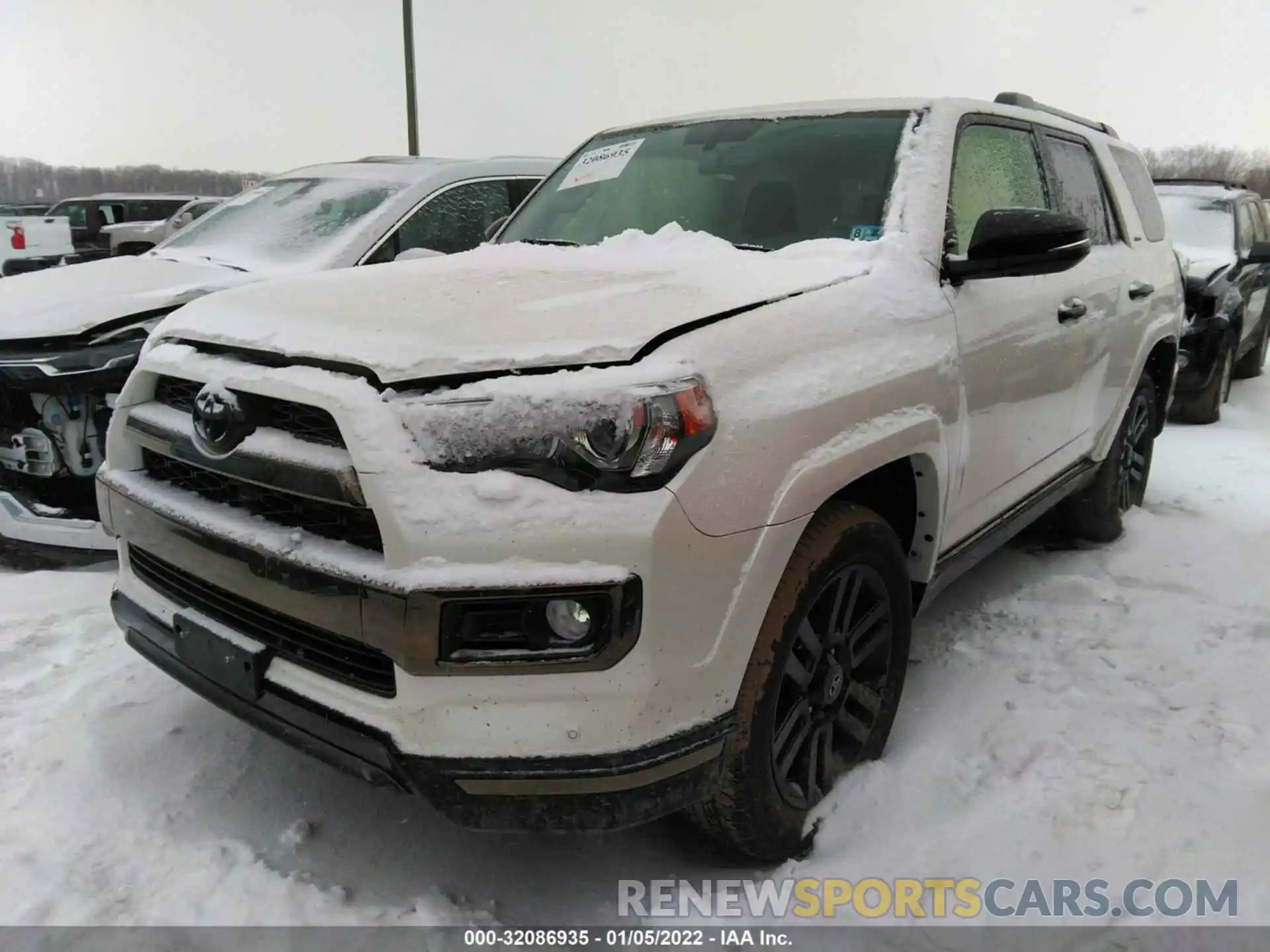 2 Photograph of a damaged car JTEBU5JR9K5704450 TOYOTA 4RUNNER 2019