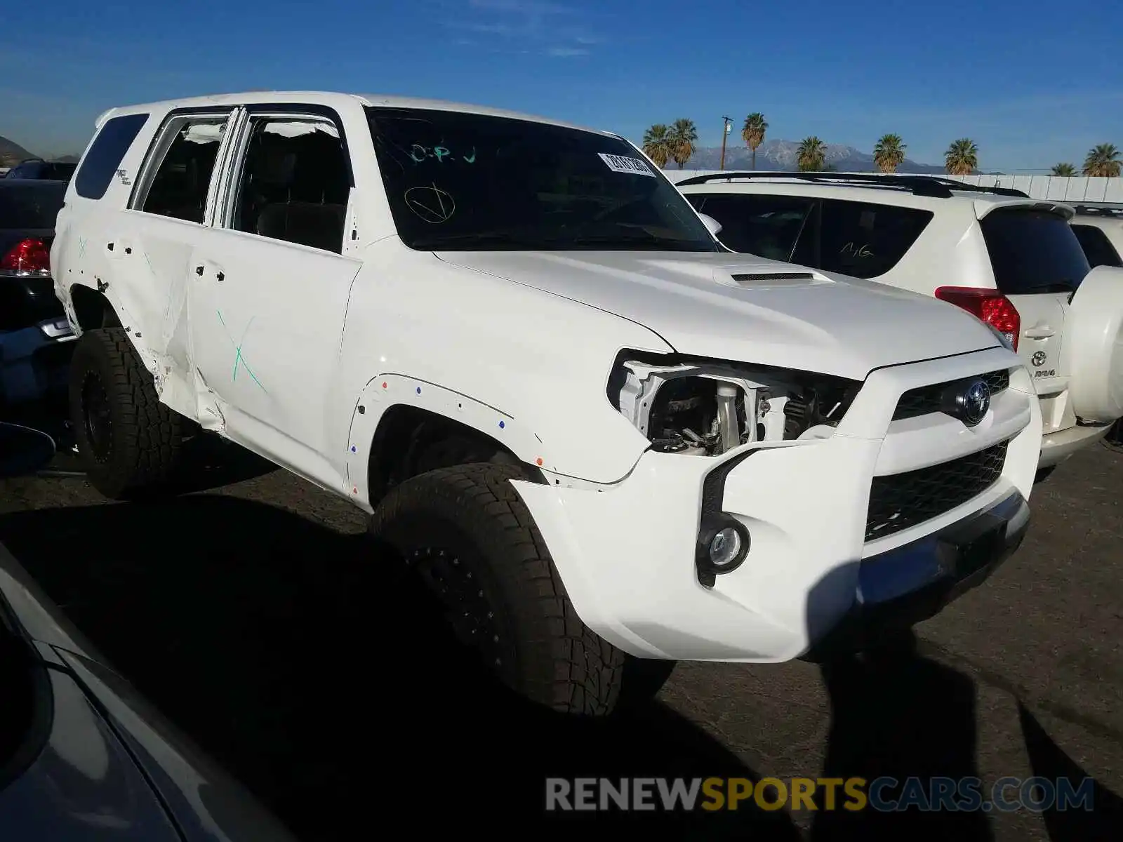 1 Photograph of a damaged car JTEBU5JR9K5705078 TOYOTA 4RUNNER 2019