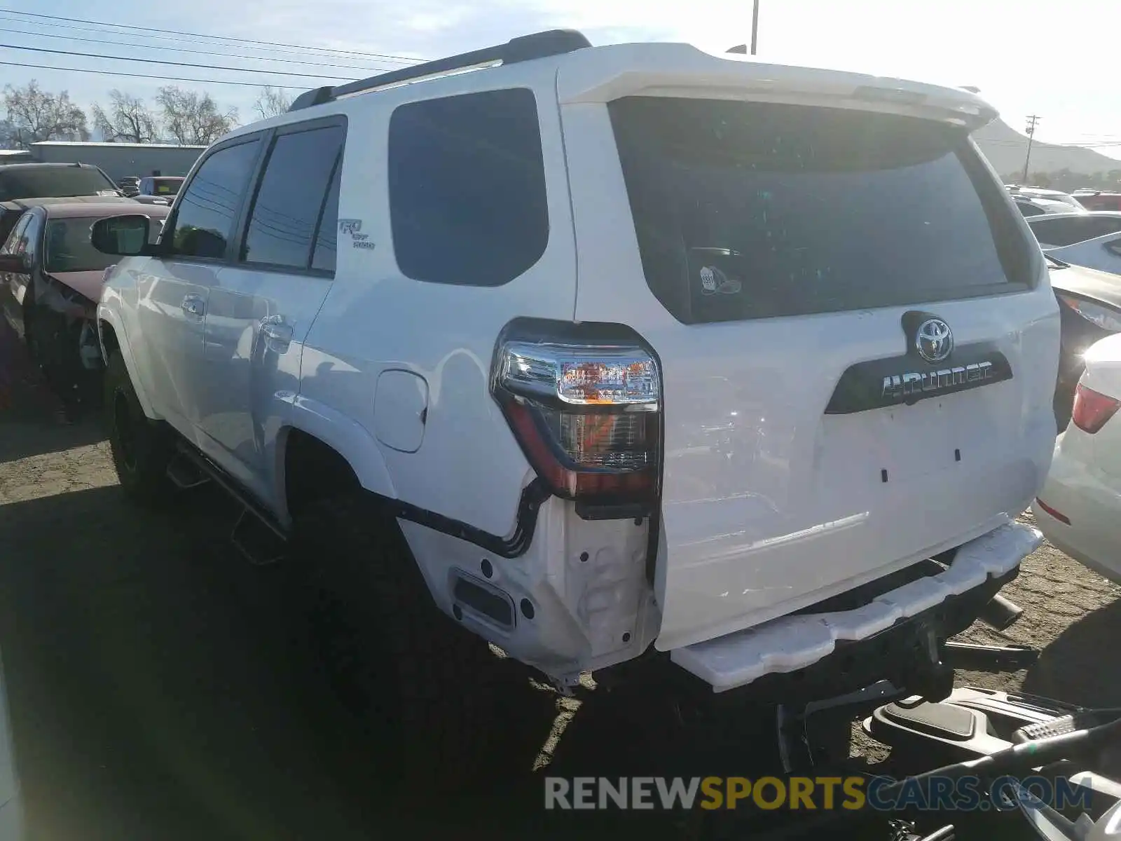 3 Photograph of a damaged car JTEBU5JR9K5705078 TOYOTA 4RUNNER 2019