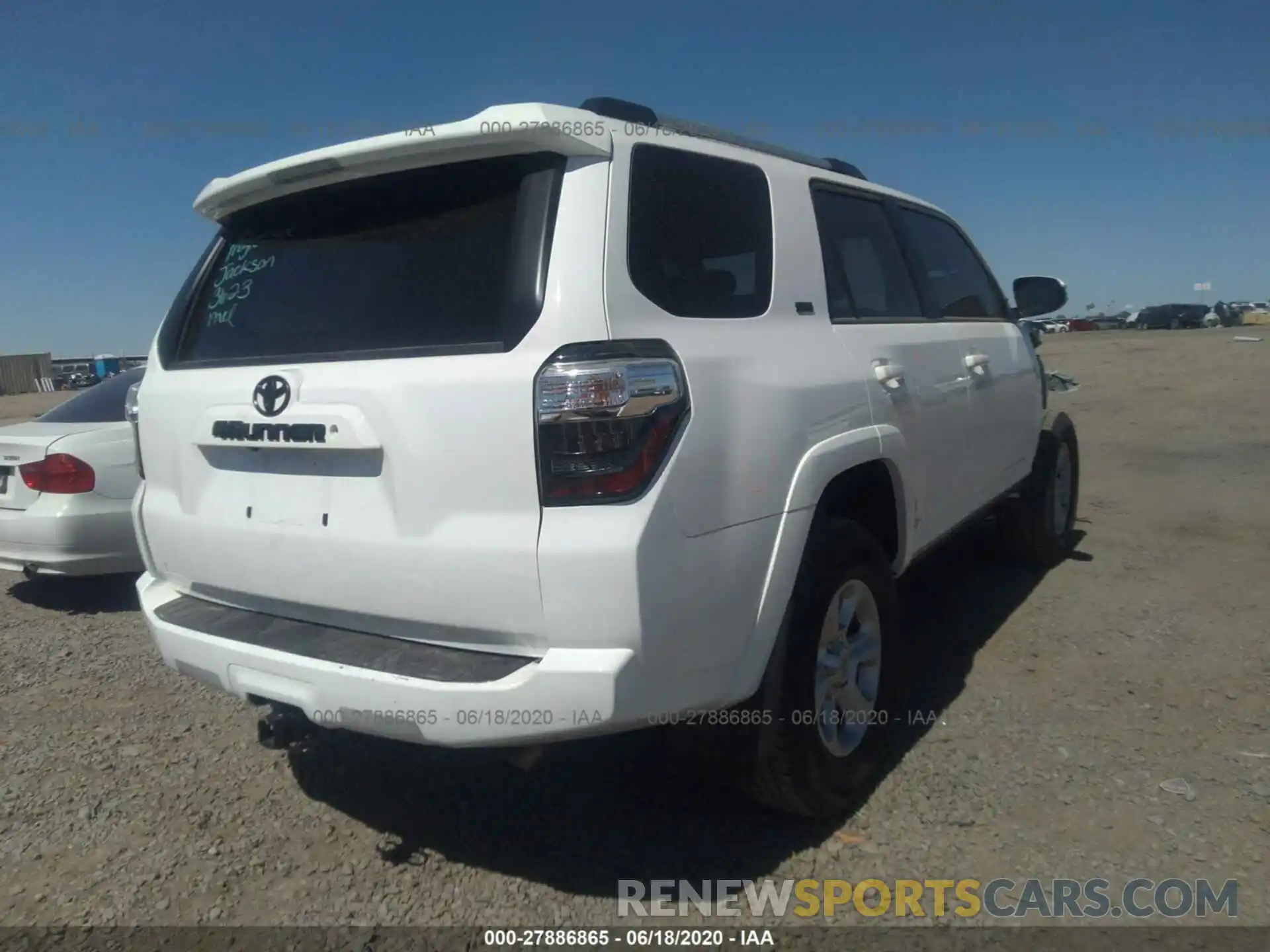 4 Photograph of a damaged car JTEBU5JR9K5707400 TOYOTA 4RUNNER 2019