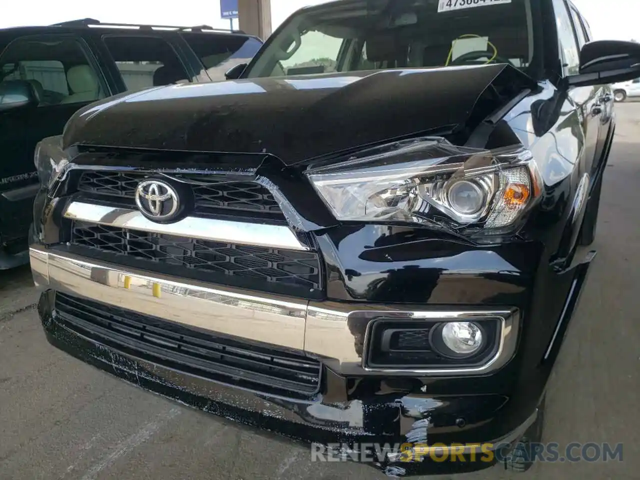 9 Photograph of a damaged car JTEBU5JR9K5708112 TOYOTA 4RUNNER 2019