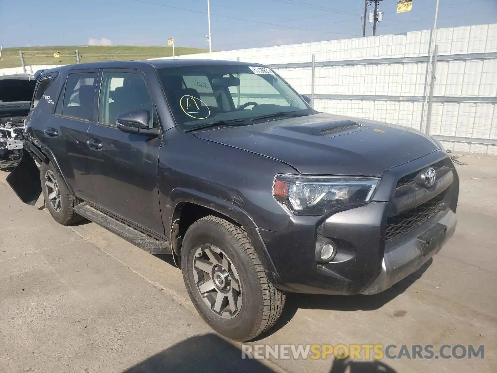 1 Photograph of a damaged car JTEBU5JR9K5708899 TOYOTA 4RUNNER 2019