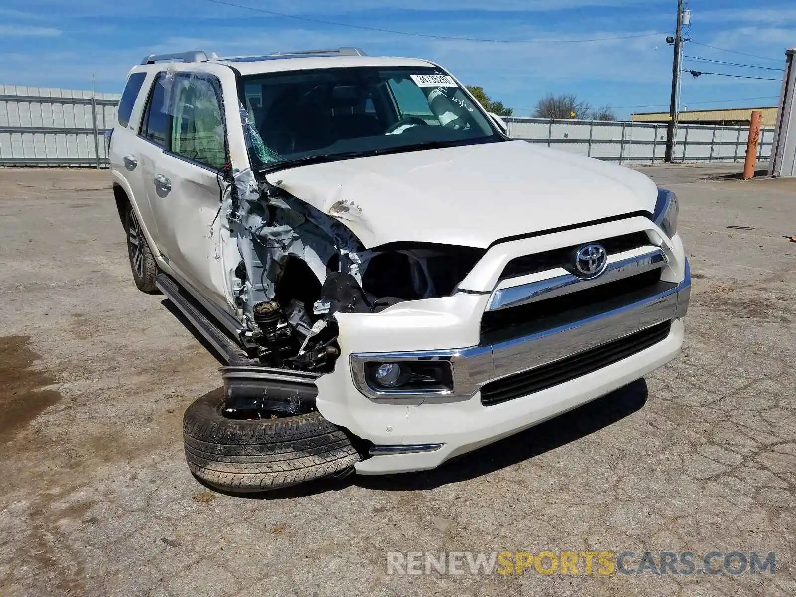 1 Photograph of a damaged car JTEBU5JR9K5709955 TOYOTA 4RUNNER 2019