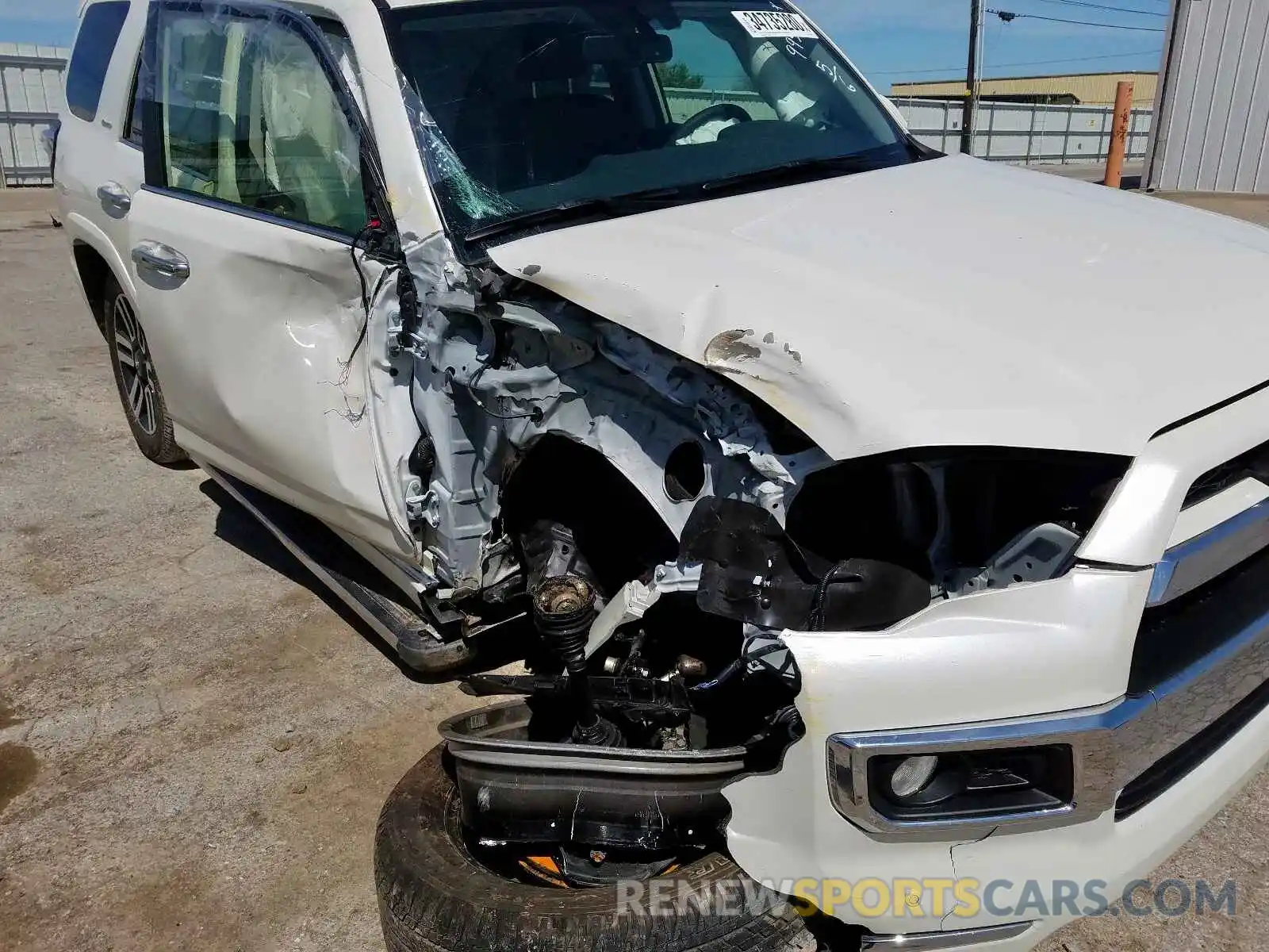 9 Photograph of a damaged car JTEBU5JR9K5709955 TOYOTA 4RUNNER 2019