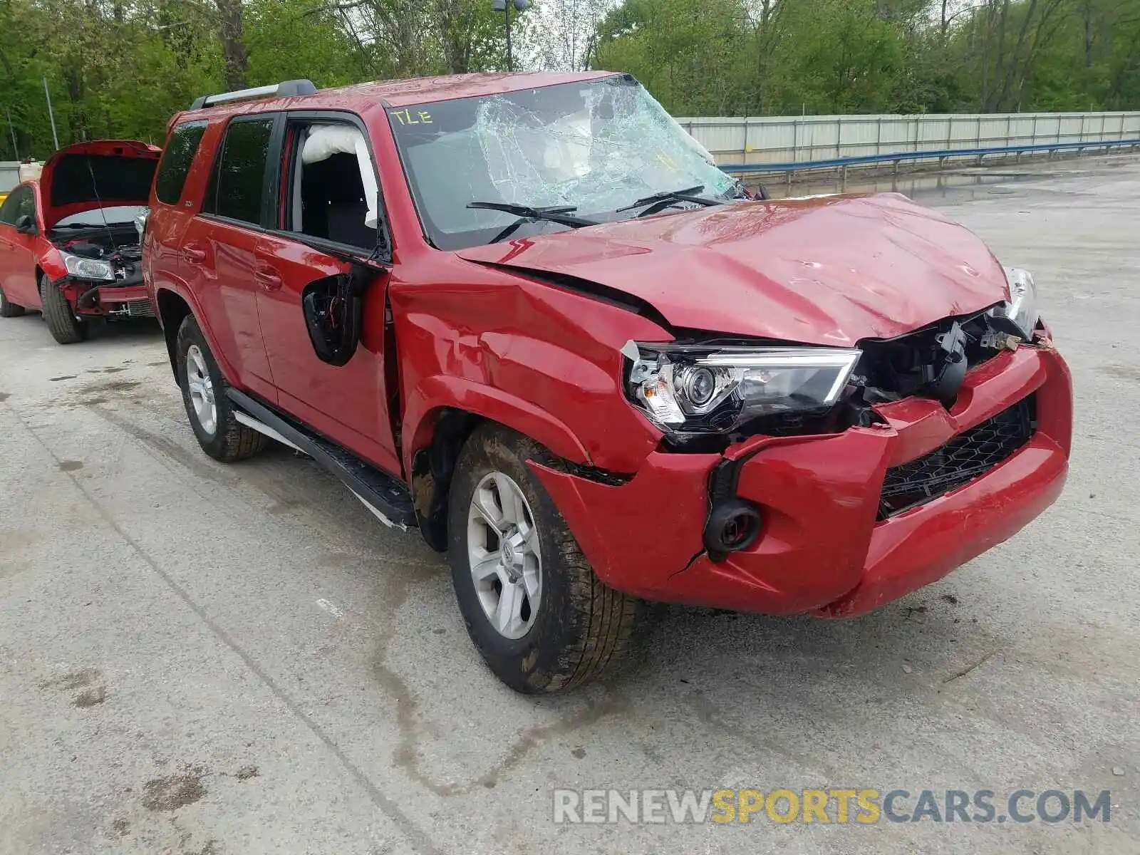 1 Photograph of a damaged car JTEBU5JR9K5714623 TOYOTA 4RUNNER 2019