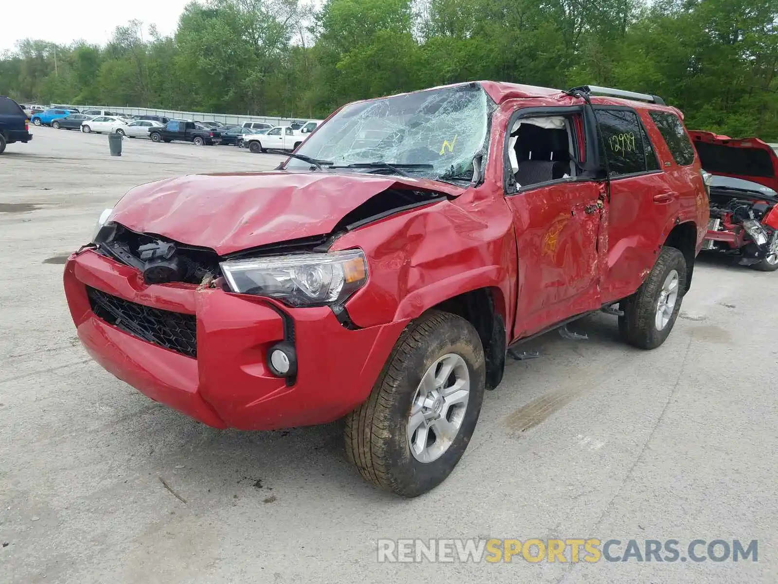 2 Photograph of a damaged car JTEBU5JR9K5714623 TOYOTA 4RUNNER 2019