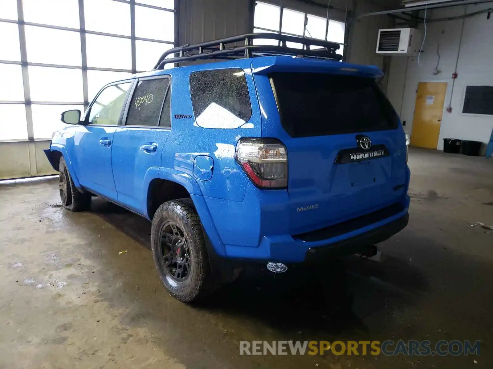 3 Фотография поврежденного автомобиля JTEBU5JR9K5721524 TOYOTA 4RUNNER 2019