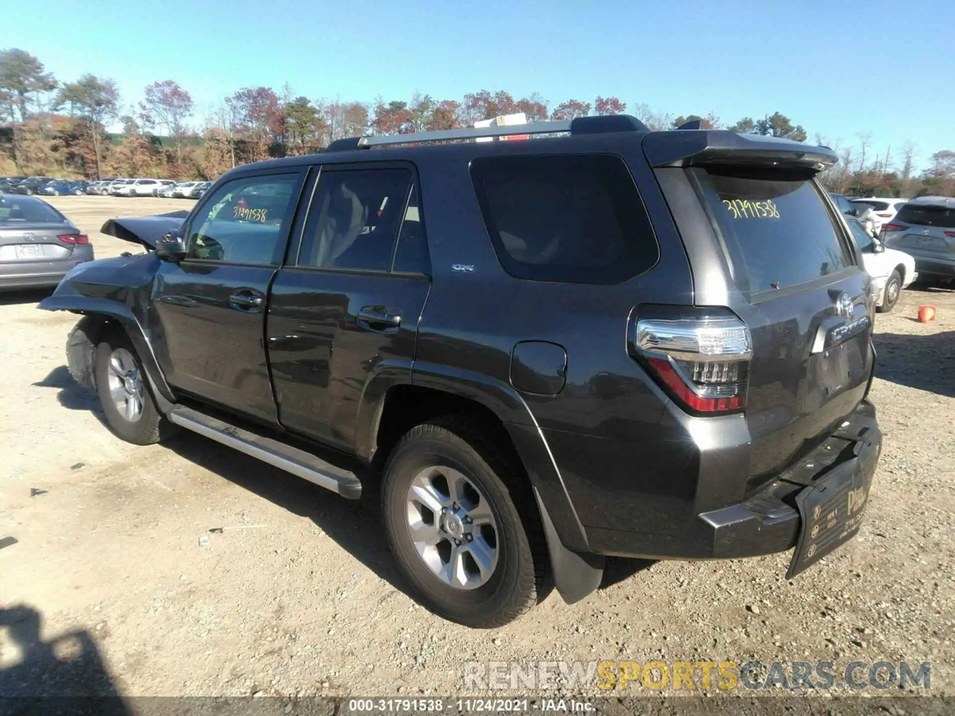 3 Photograph of a damaged car JTEBU5JR9K5722267 TOYOTA 4RUNNER 2019