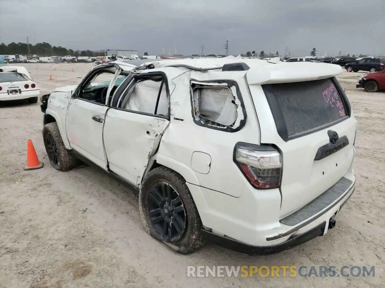 3 Photograph of a damaged car JTEBU5JR9K5722463 TOYOTA 4RUNNER 2019