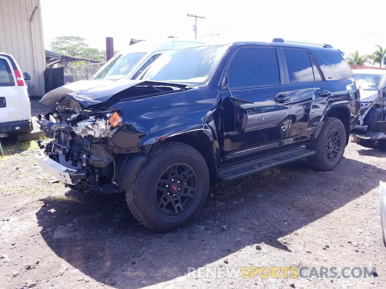 2 Photograph of a damaged car JTEBU5JR9K5731079 TOYOTA 4RUNNER 2019