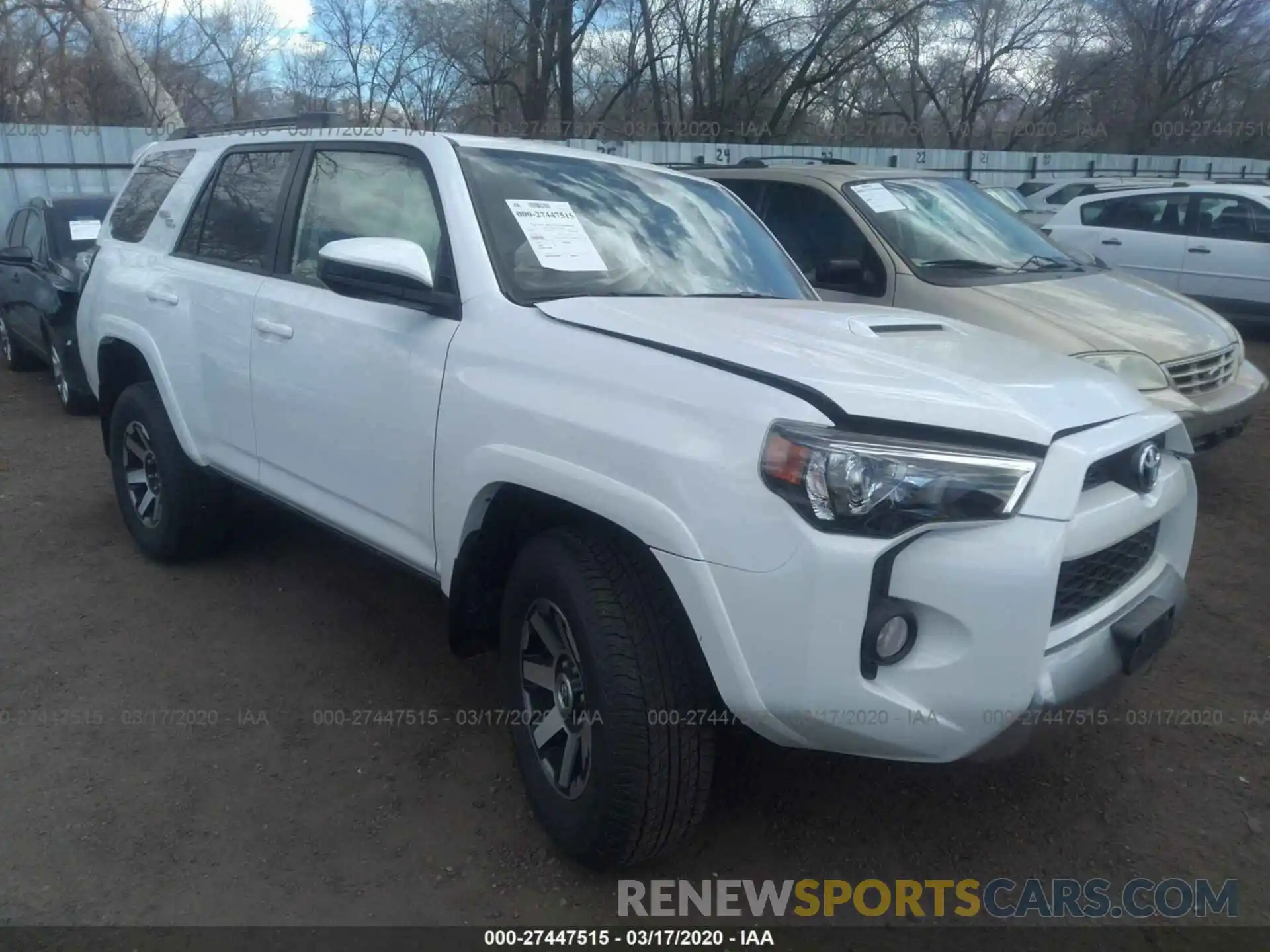 1 Фотография поврежденного автомобиля JTEBU5JR9K5732345 TOYOTA 4RUNNER 2019