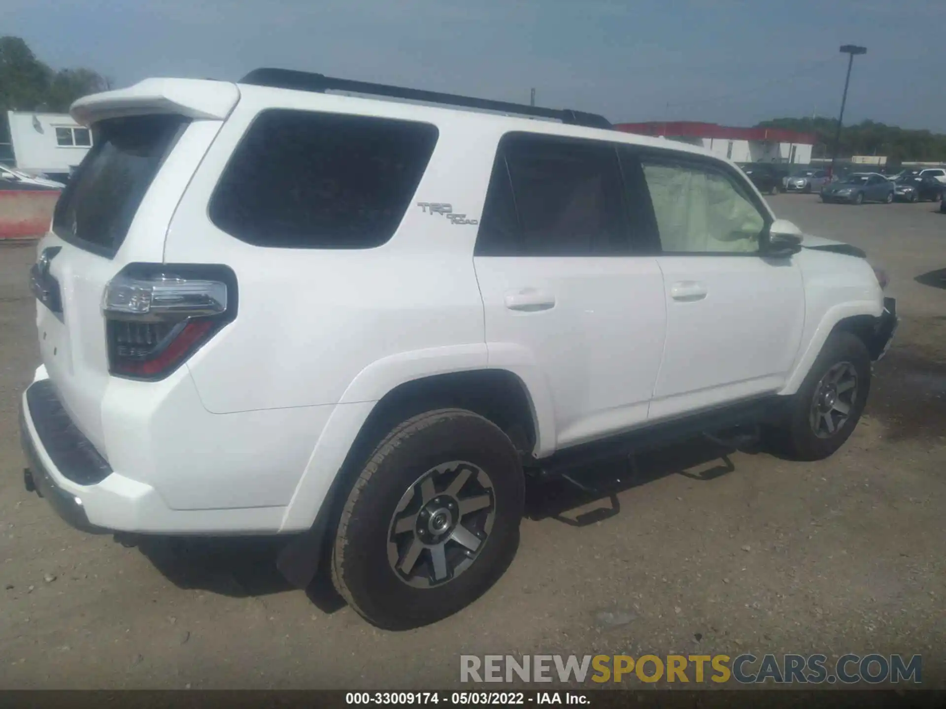 4 Фотография поврежденного автомобиля JTEBU5JR9K5736086 TOYOTA 4RUNNER 2019